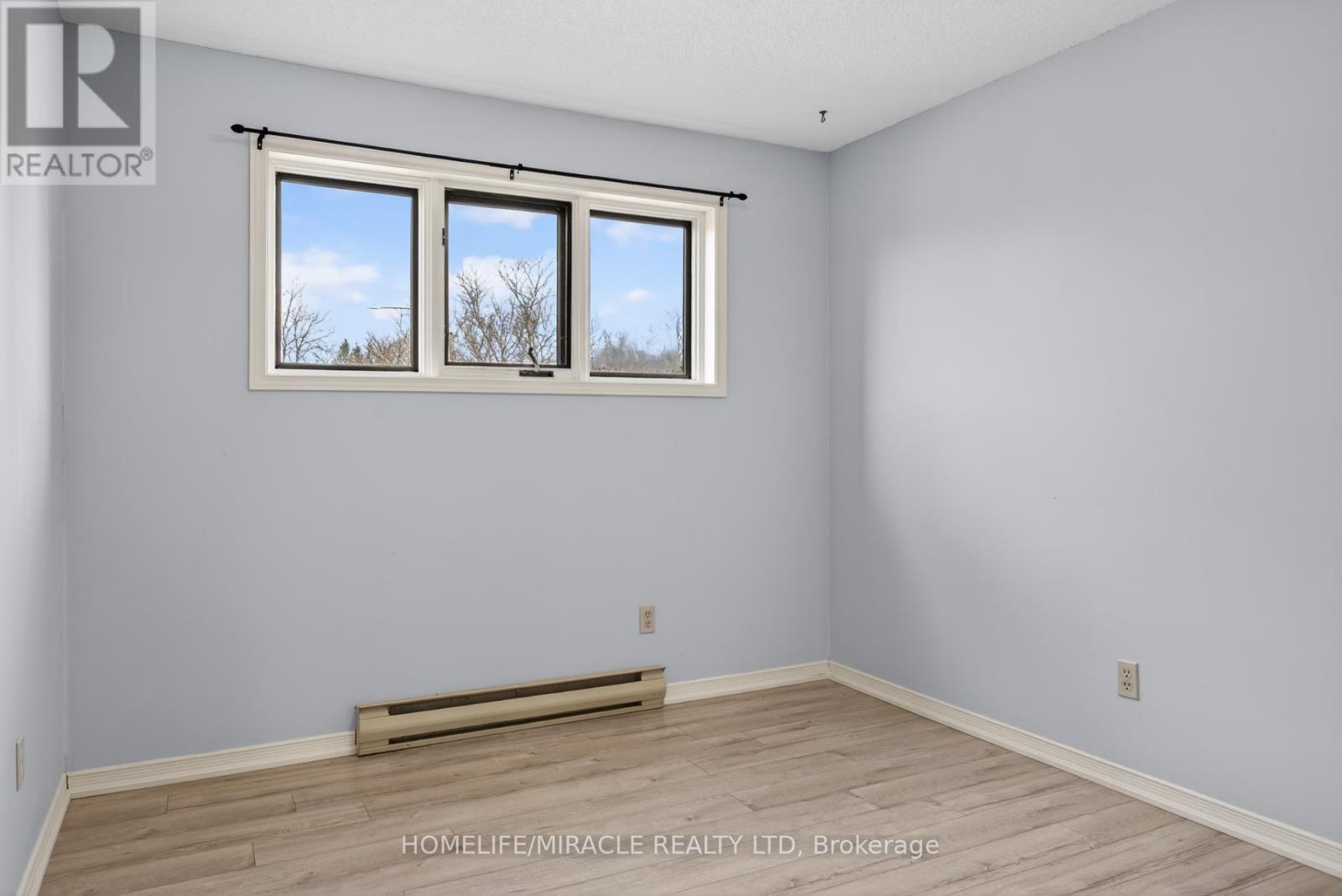 32 - 36 Champlain Crescent, Peterborough (Northcrest Ward 5), Ontario  K9L 1T1 - Photo 23 - X13671878