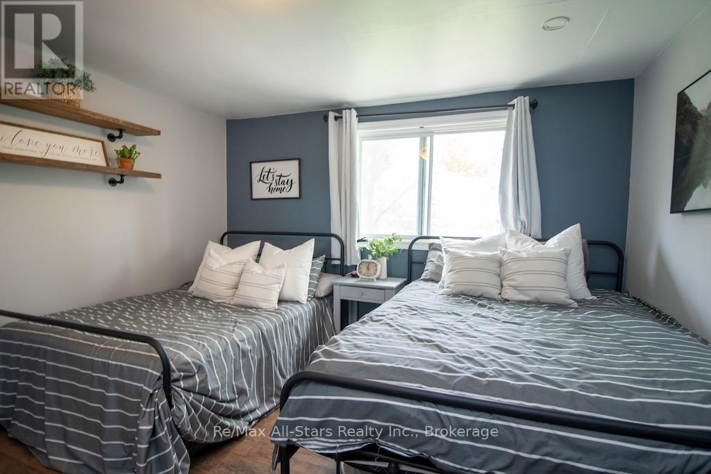 9 Riverside Drive, Kawartha Lakes (Lindsay), Ontario  K9V 0H6 - Photo 30 - X13672558