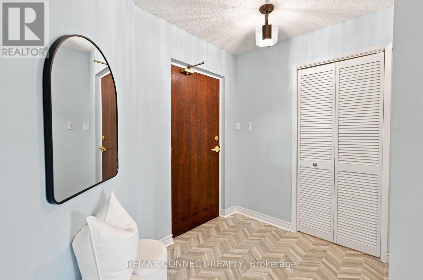 308 - 4 Heritage Way, Kawartha Lakes (Lindsay), Ontario  K9V 5Z2 - Photo 5 - X13672800