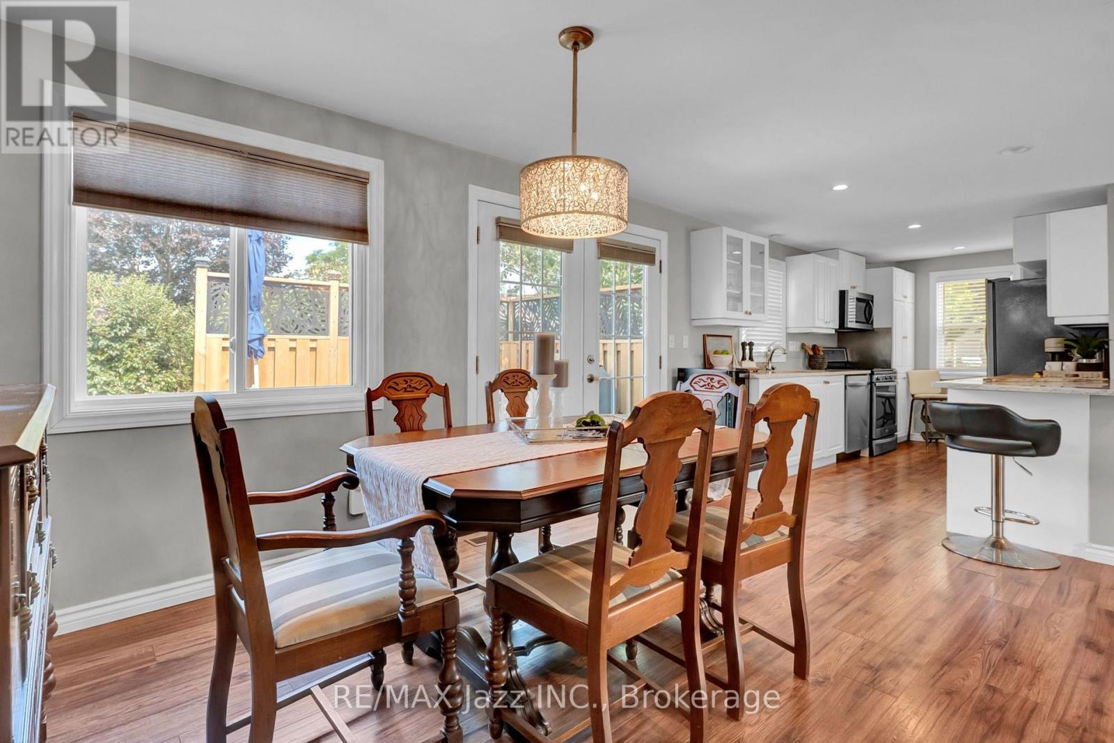8 Wheelhouse Drive, Clarington (Newcastle), Ontario  L1B 1B9 - Photo 11 - E13674618