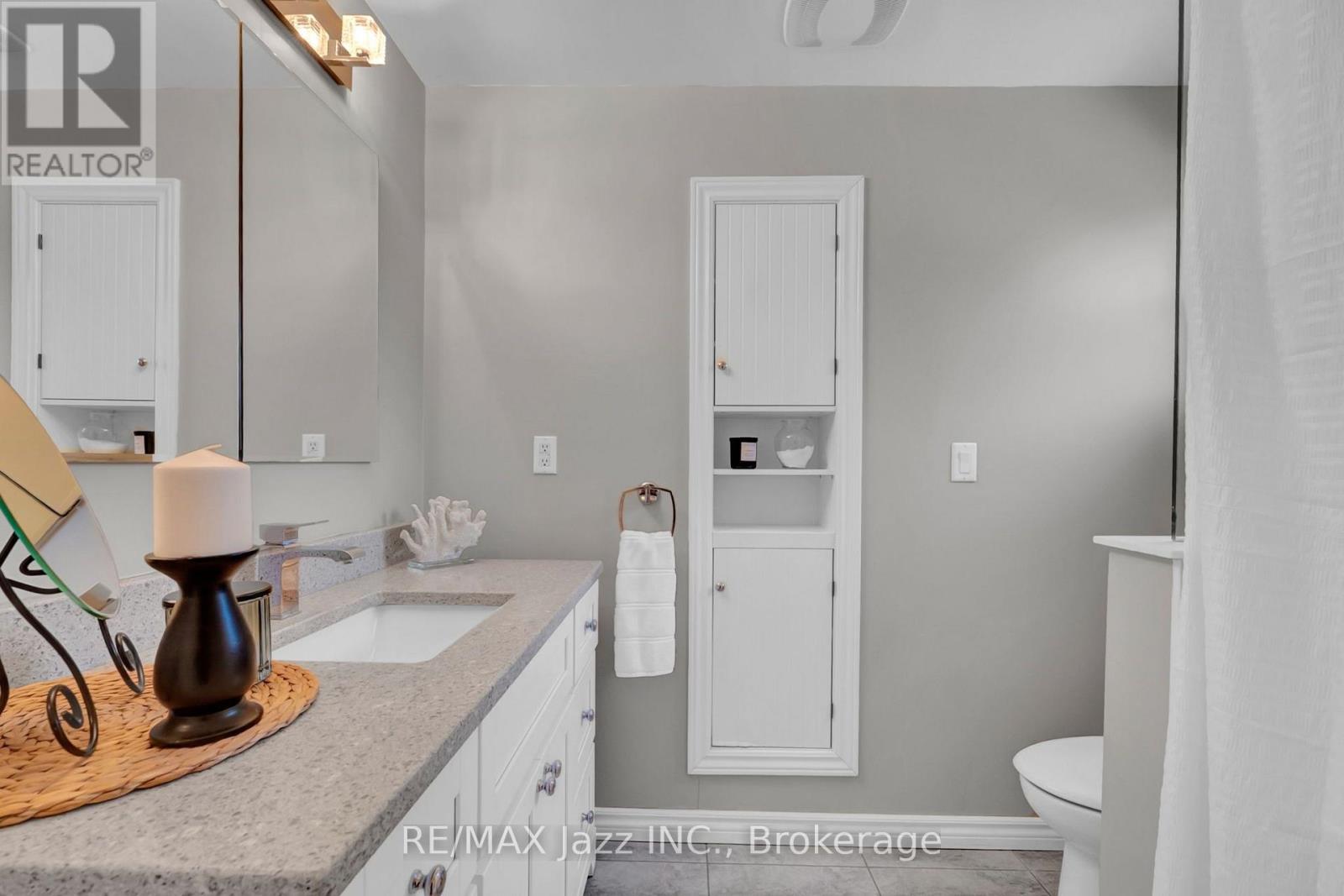 8 Wheelhouse Drive, Clarington (Newcastle), Ontario  L1B 1B9 - Photo 16 - E13674618