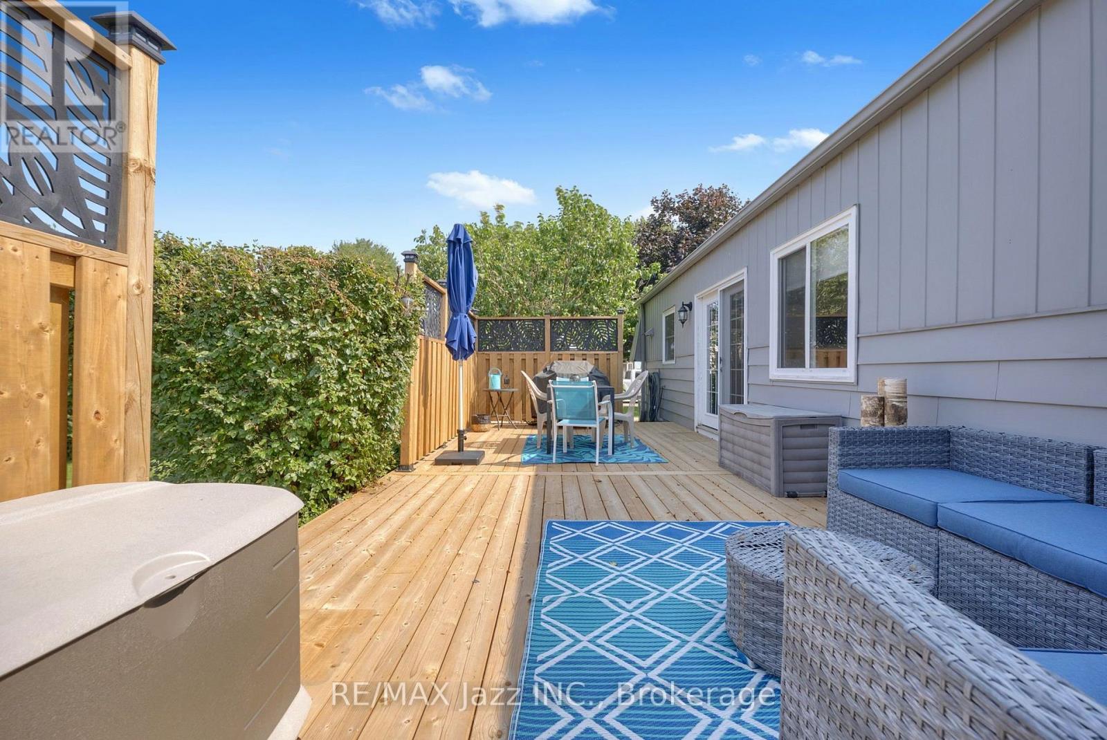 8 Wheelhouse Drive, Clarington (Newcastle), Ontario  L1B 1B9 - Photo 27 - E13674618
