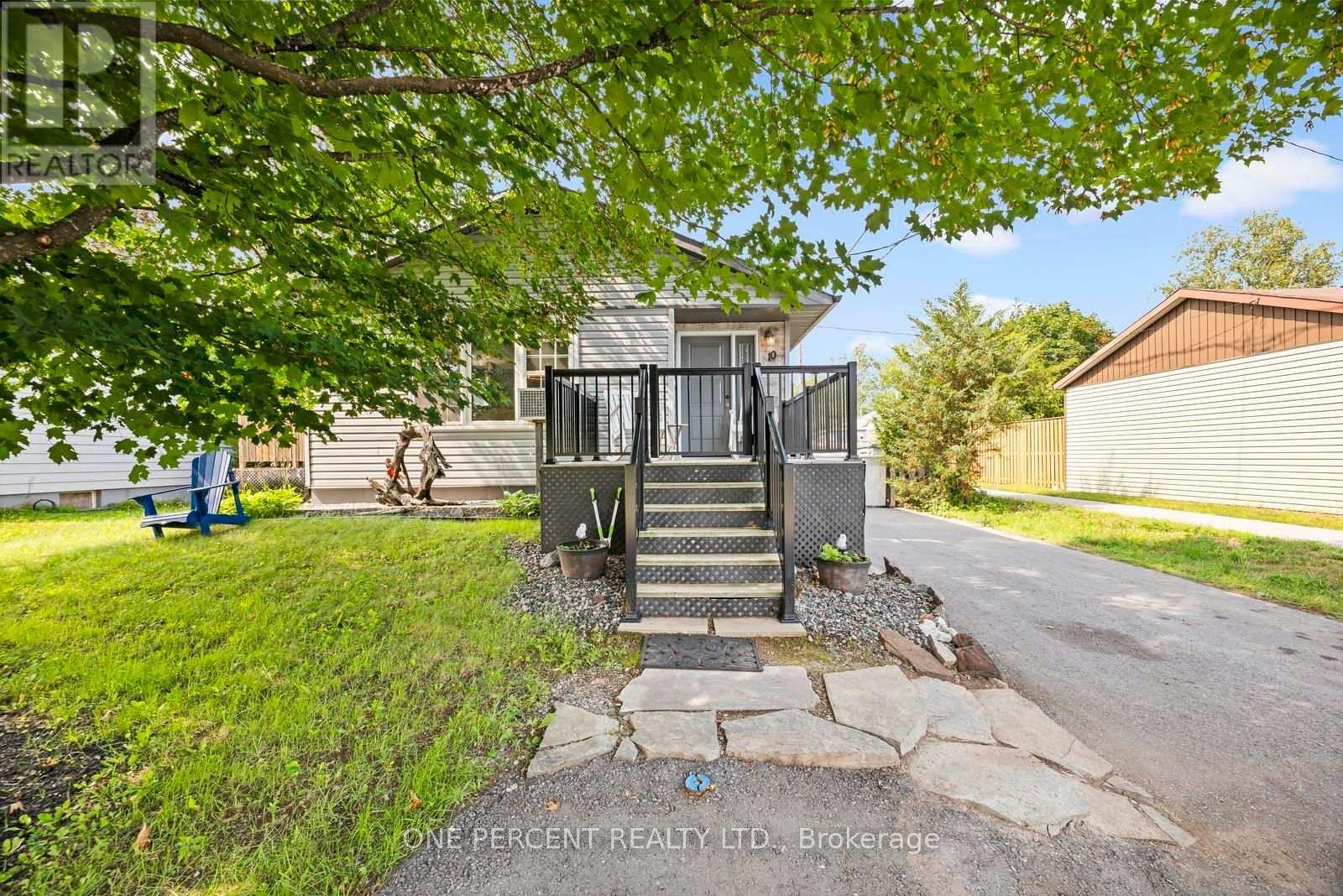 10 Magnolia Street, Highlands East (Bicroft Ward), Ontario  K0L 1M0 - Photo 2 - X13674940