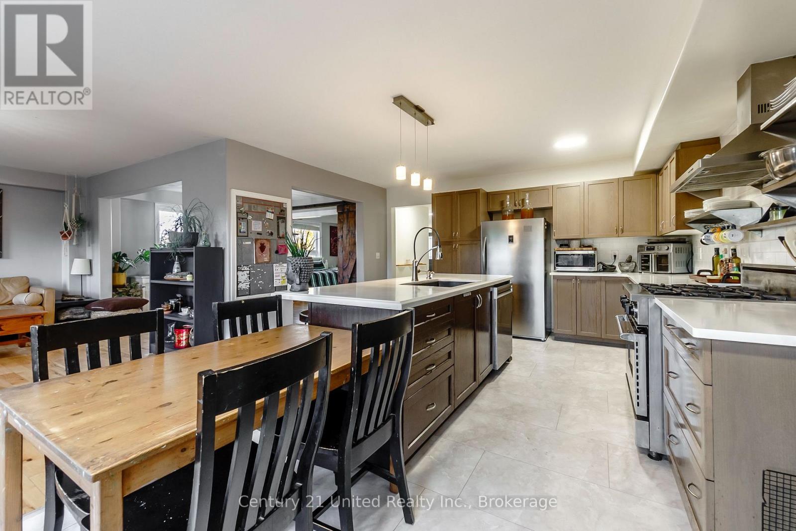810 Hargrove Trail, Peterborough (Ashburnham Ward 4), Ontario  K9L 0B6 - Photo 8 - X13675146