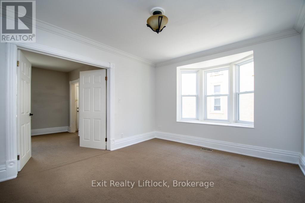 849 Water Street, Peterborough (Northcrest Ward 5), Ontario  K9H 3P1 - Photo 6 - X13676140