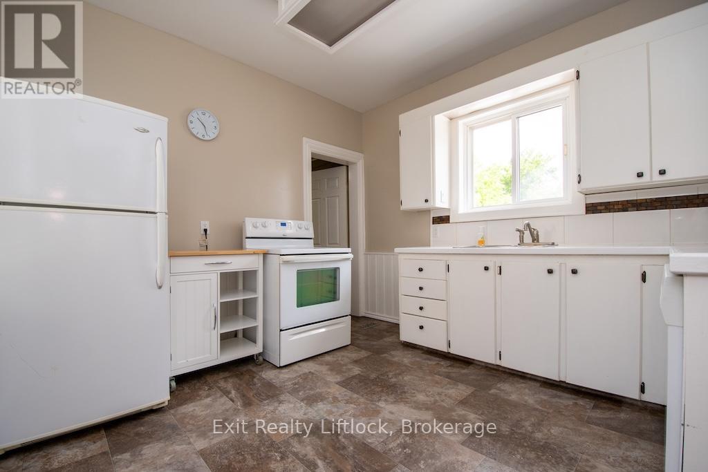 849 Water Street, Peterborough (Northcrest Ward 5), Ontario  K9H 3P1 - Photo 8 - X13676140