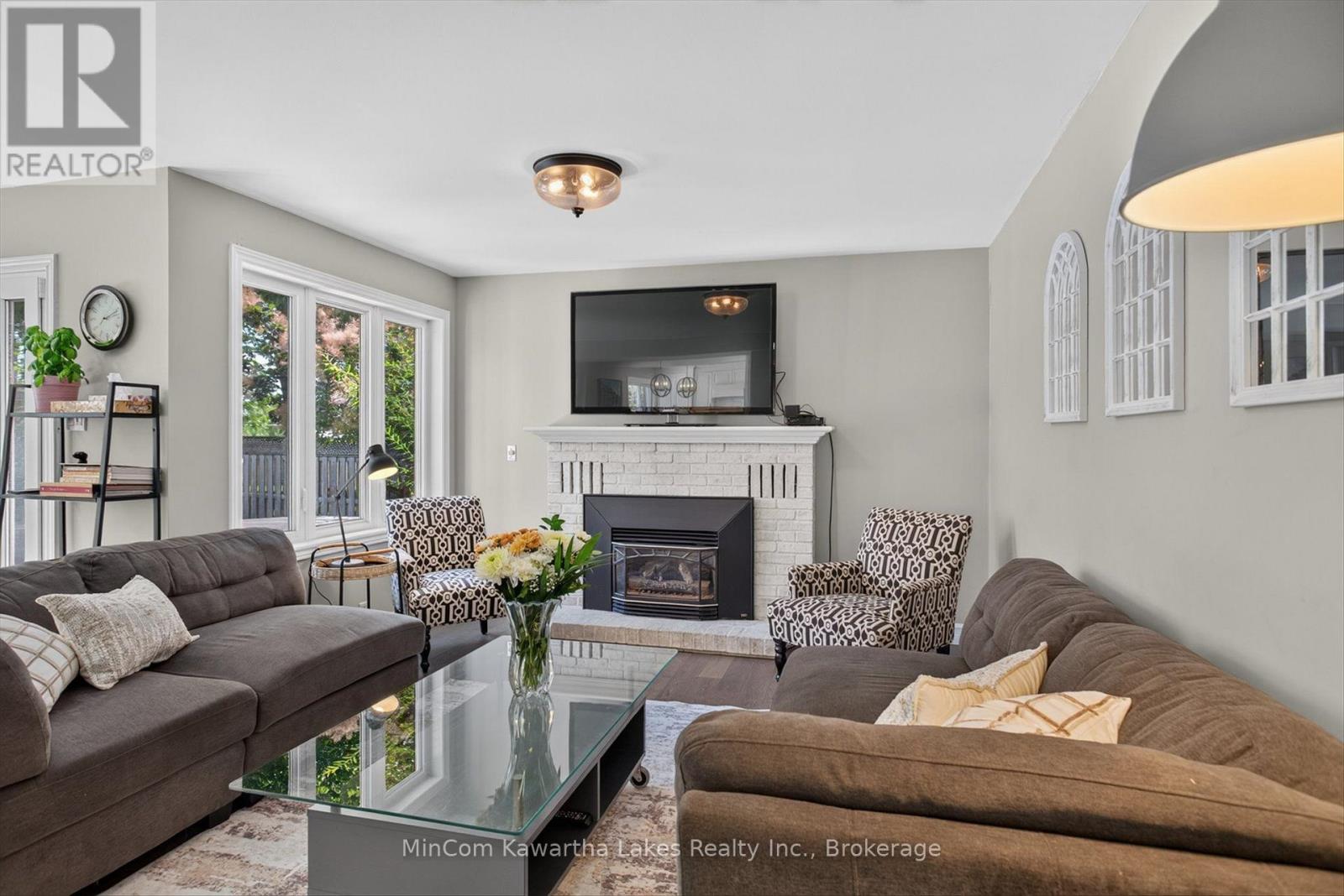 1947 Parkwood Circle, Peterborough (Monaghan Ward 2), Ontario  K9J 8C9 - Photo 15 - X13676496