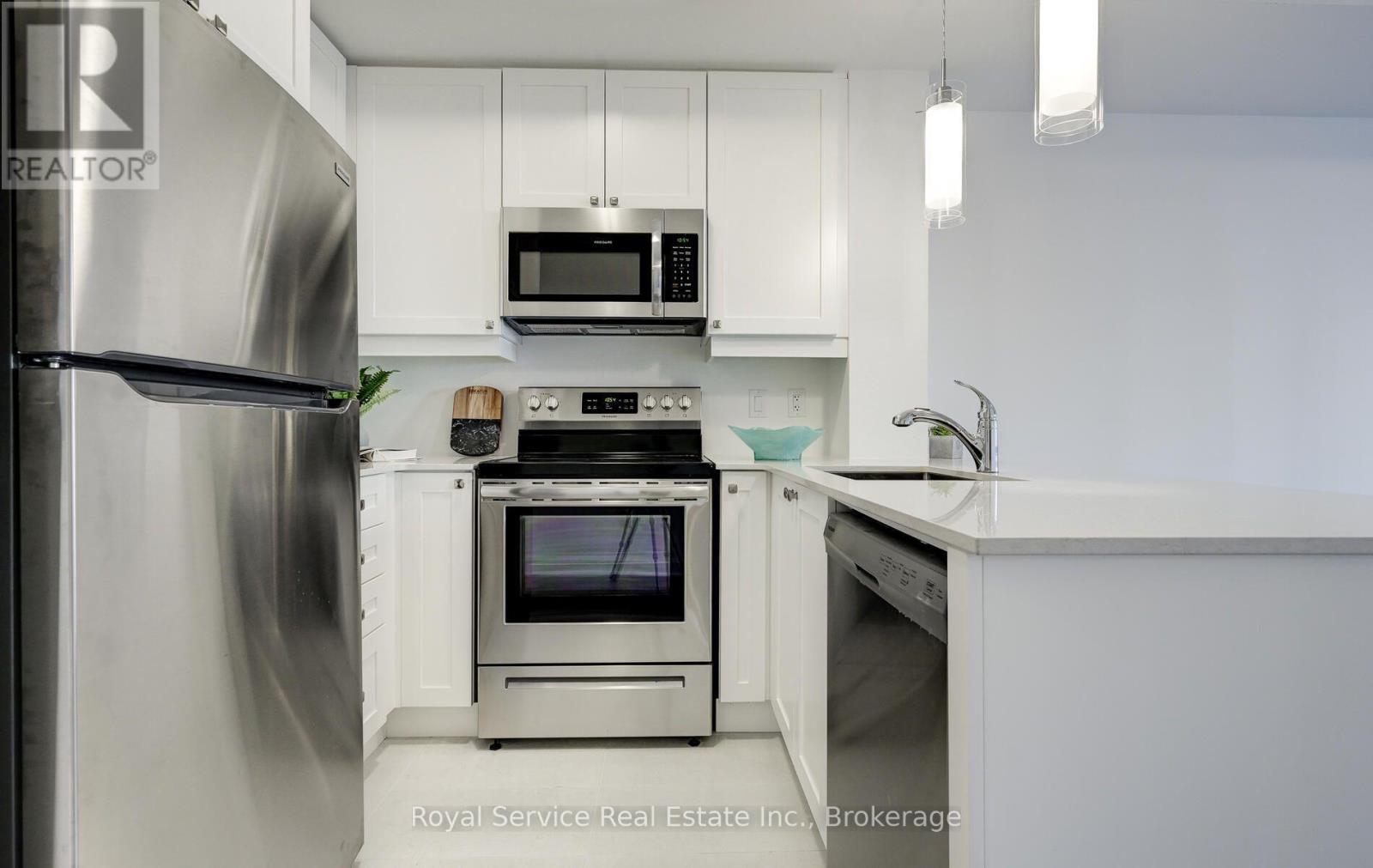 125 - 50 Lakebreeze Drive, Clarington (Newcastle), Ontario  L1B 0V9 - Photo 11 - E13677736