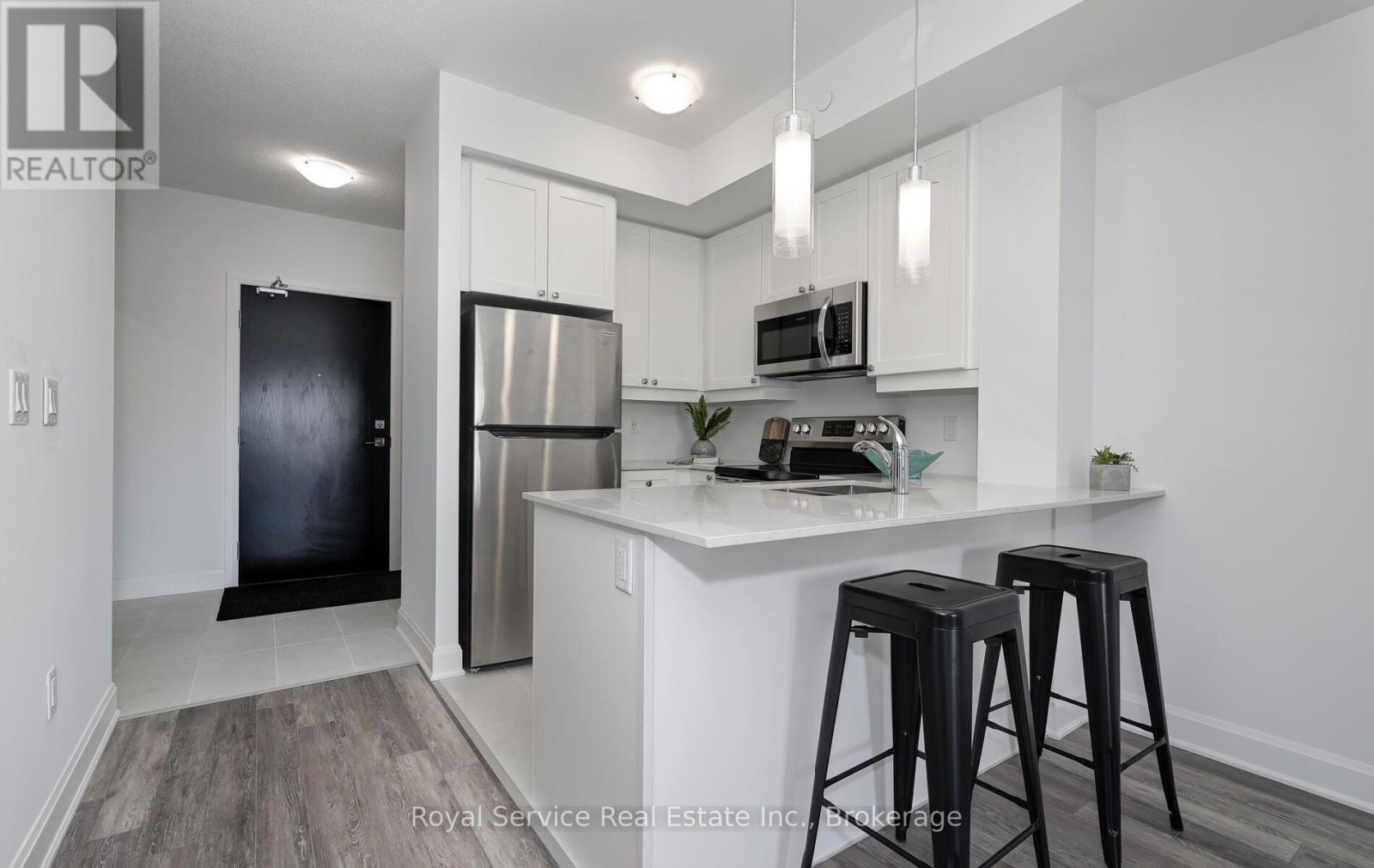 125 - 50 Lakebreeze Drive, Clarington (Newcastle), Ontario  L1B 0V9 - Photo 8 - E13677736
