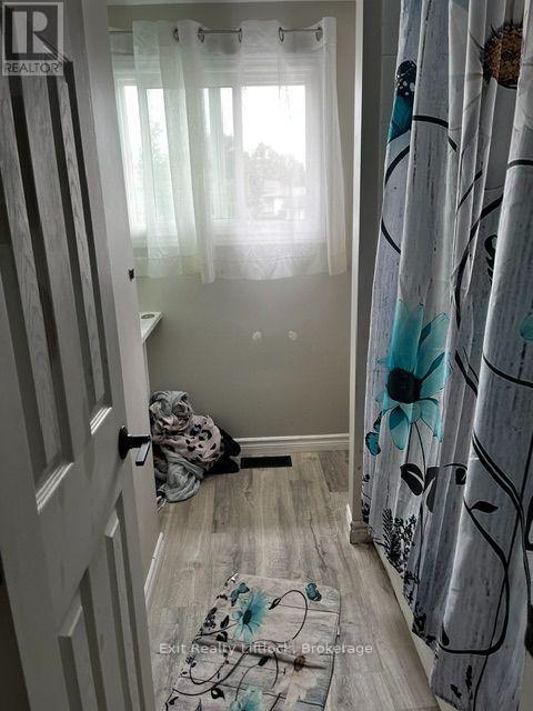 2131 Walker Avenue, Peterborough (Ashburnham Ward 4), Ontario  K9L 1T6 - Photo 12 - X13678186