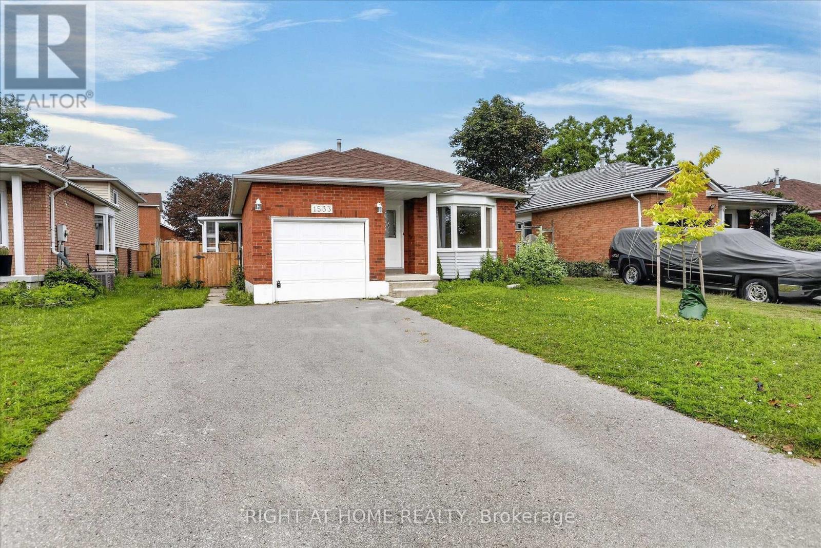 1533 Wildlark Drive, Peterborough (Monaghan Ward 2), Ontario  K9K 1X1 - Photo 2 - X13679730