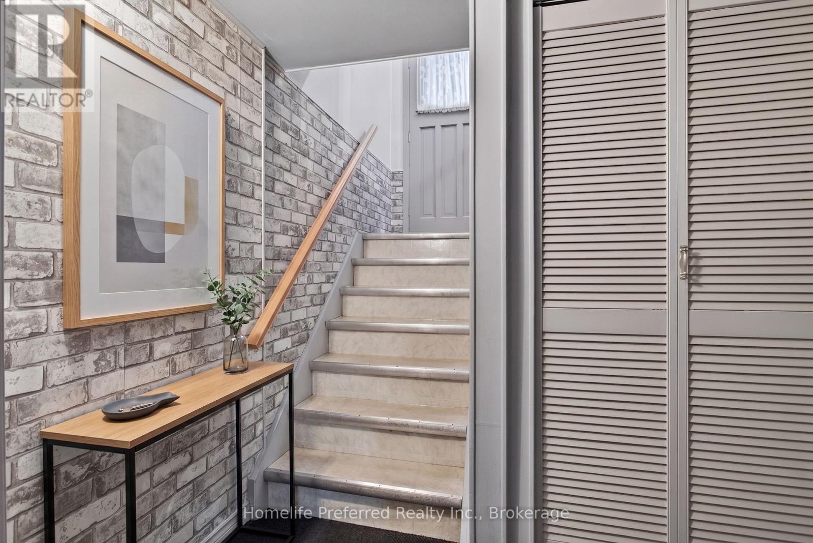 893 Cumberland Avenue, Peterborough (Northcrest Ward 5), Ontario  K9H 7B3 - Photo 18 - X13680130