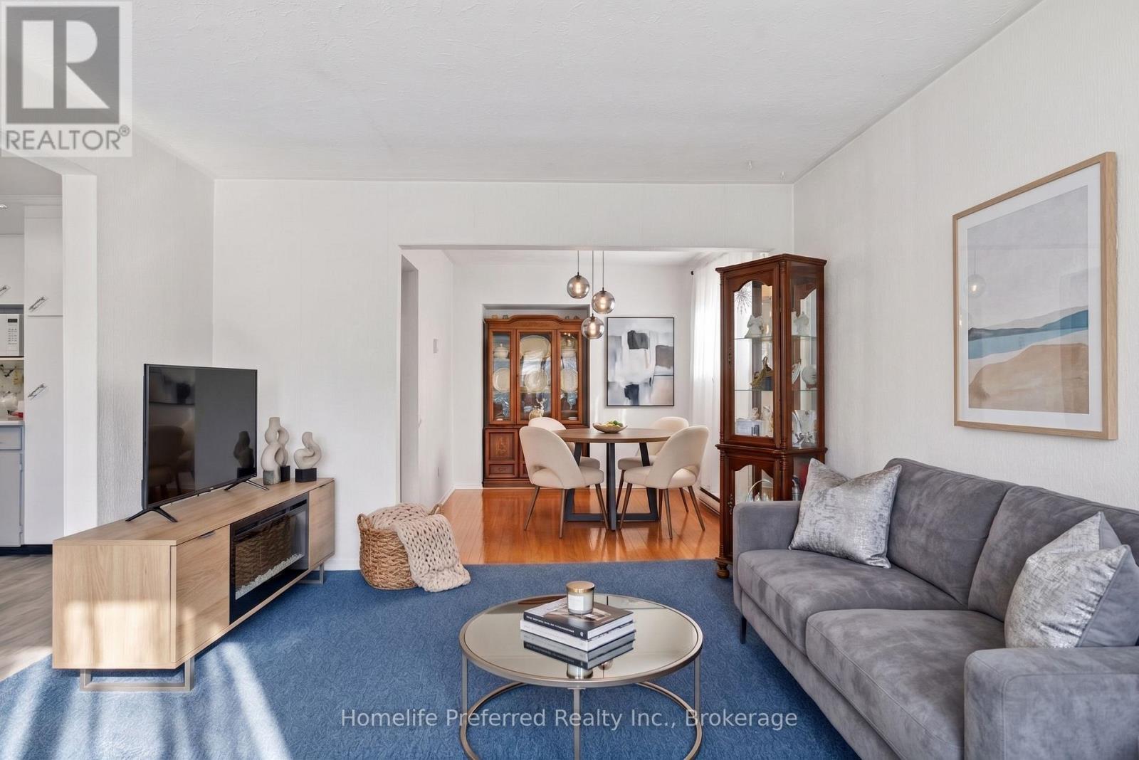 893 Cumberland Avenue, Peterborough (Northcrest Ward 5), Ontario  K9H 7B3 - Photo 4 - X13680130
