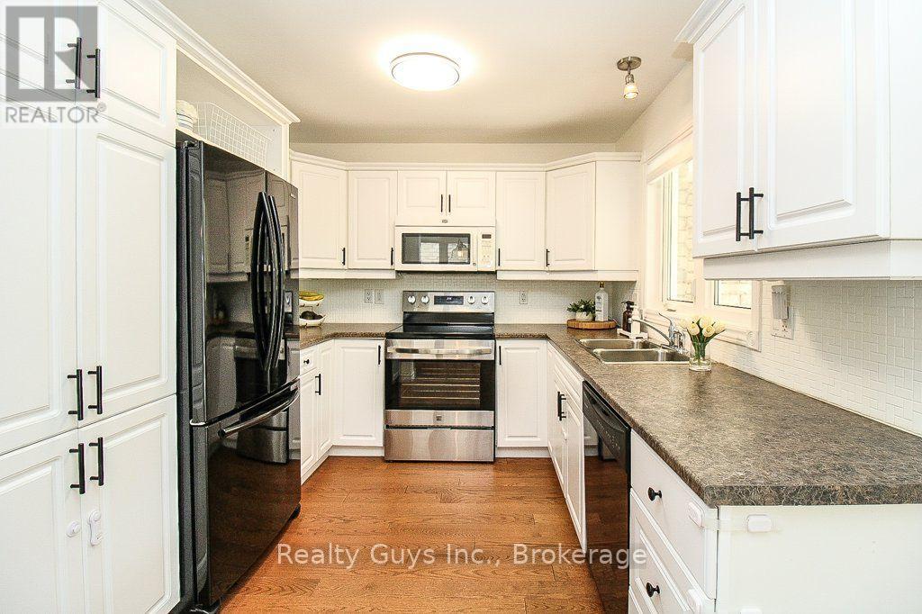 401 Bianco Crescent, Peterborough (Monaghan Ward 2), Ontario  K9K 0A3 - Photo 13 - X13680738