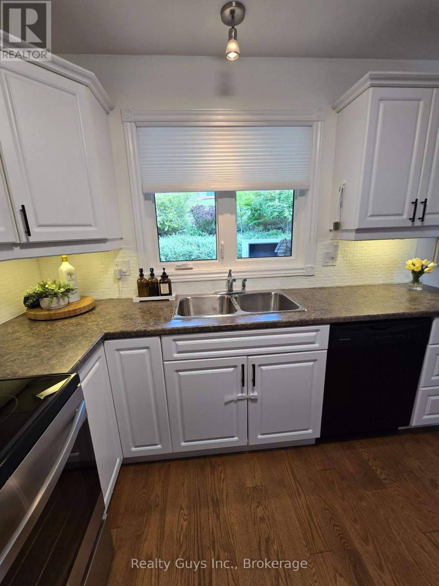401 Bianco Crescent, Peterborough (Monaghan Ward 2), Ontario  K9K 0A3 - Photo 14 - X13680738