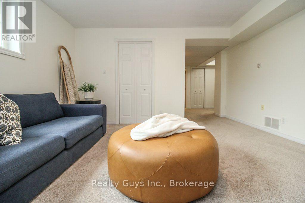 401 Bianco Crescent, Peterborough (Monaghan Ward 2), Ontario  K9K 0A3 - Photo 38 - X13680738