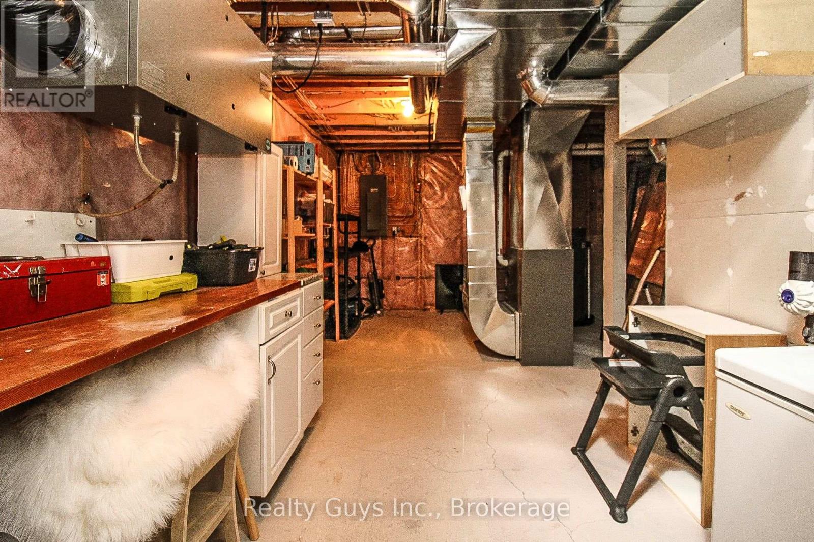 401 Bianco Crescent, Peterborough (Monaghan Ward 2), Ontario  K9K 0A3 - Photo 45 - X13680738