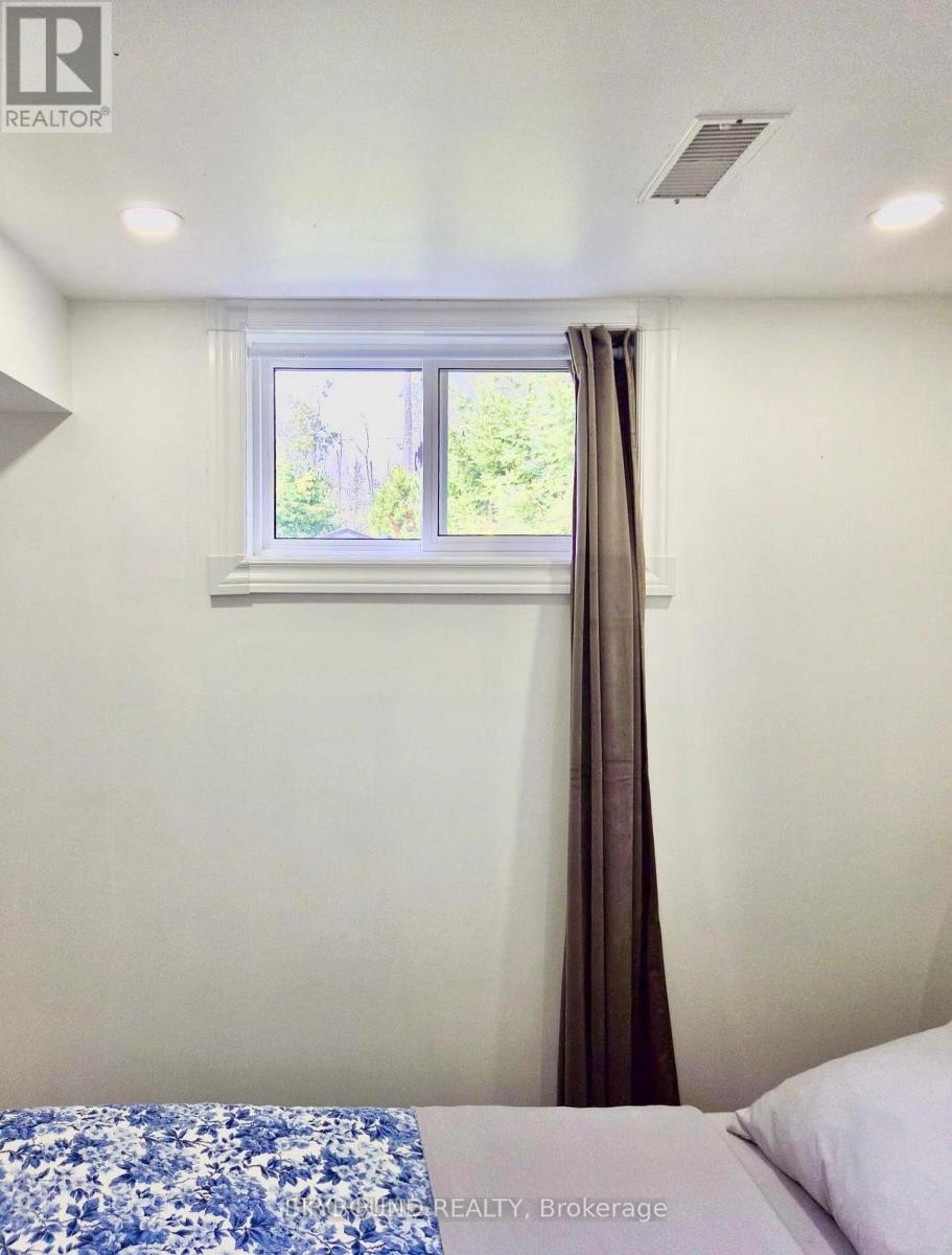 Apartment 1, Room #1 - 2586 Foxmeadow Road N, Peterborough (Ashburnham Ward 4), Ontario  K9L 1X2 - Photo 11 - X13681286
