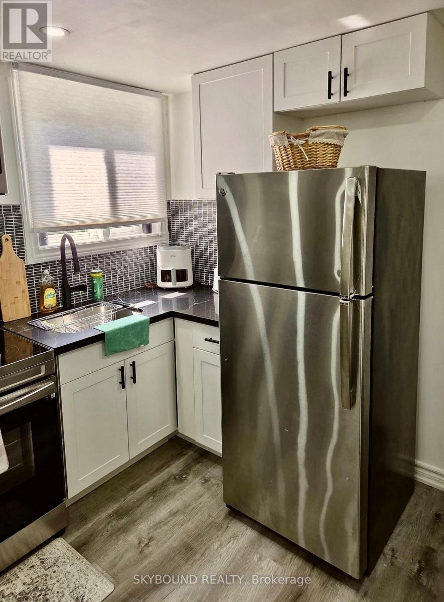 Apartment 1, Room #1 - 2586 Foxmeadow Road N, Peterborough (Ashburnham Ward 4), Ontario  K9L 1X2 - Photo 4 - X13681286