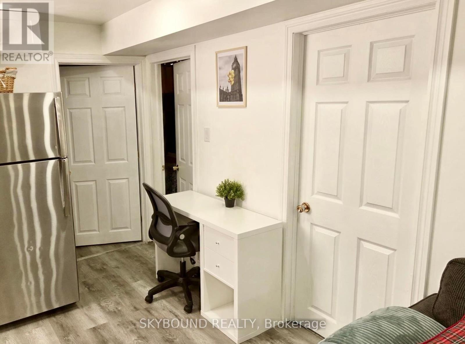 Apartment 1, Room #1 - 2586 Foxmeadow Road N, Peterborough (Ashburnham Ward 4), Ontario  K9L 1X2 - Photo 5 - X13681286