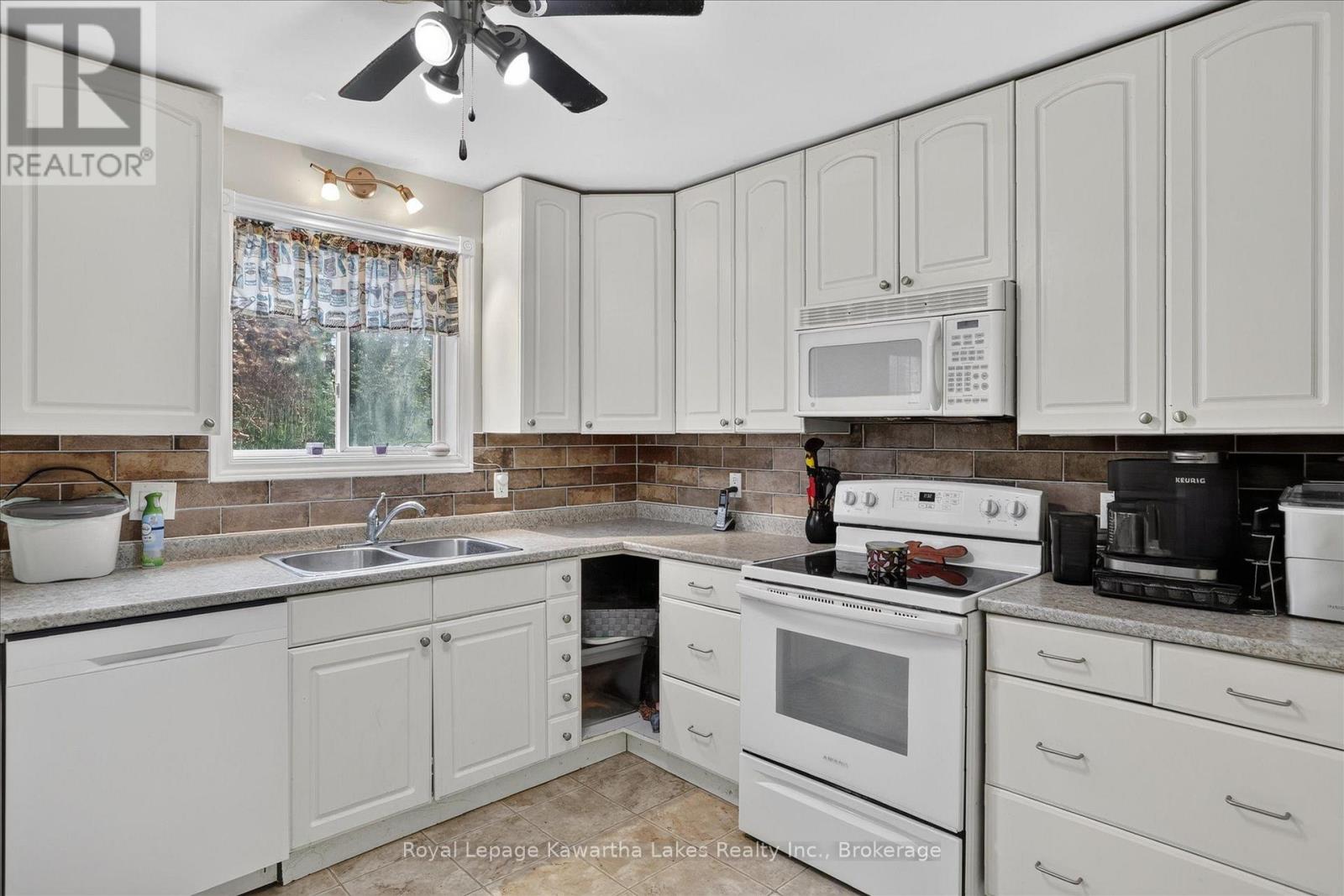 17 Crandall Street, Kawartha Lakes (Lindsay), Ontario  K9V 1R9 - Photo 15 - X13681514