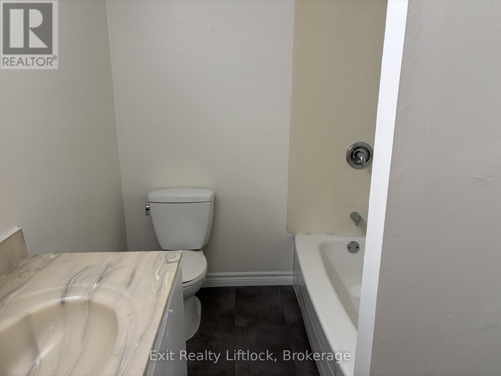 802 Mountain Ash Road, Peterborough (Otonabee Ward 1), Ontario  K9J 8K2 - Photo 20 - X13681654