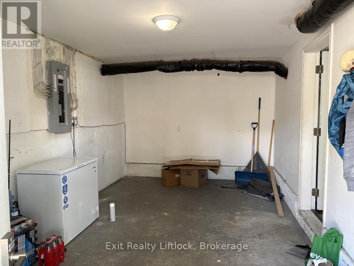 802 Mountain Ash Road, Peterborough (Otonabee Ward 1), Ontario  K9J 8K2 - Photo 21 - X13681654