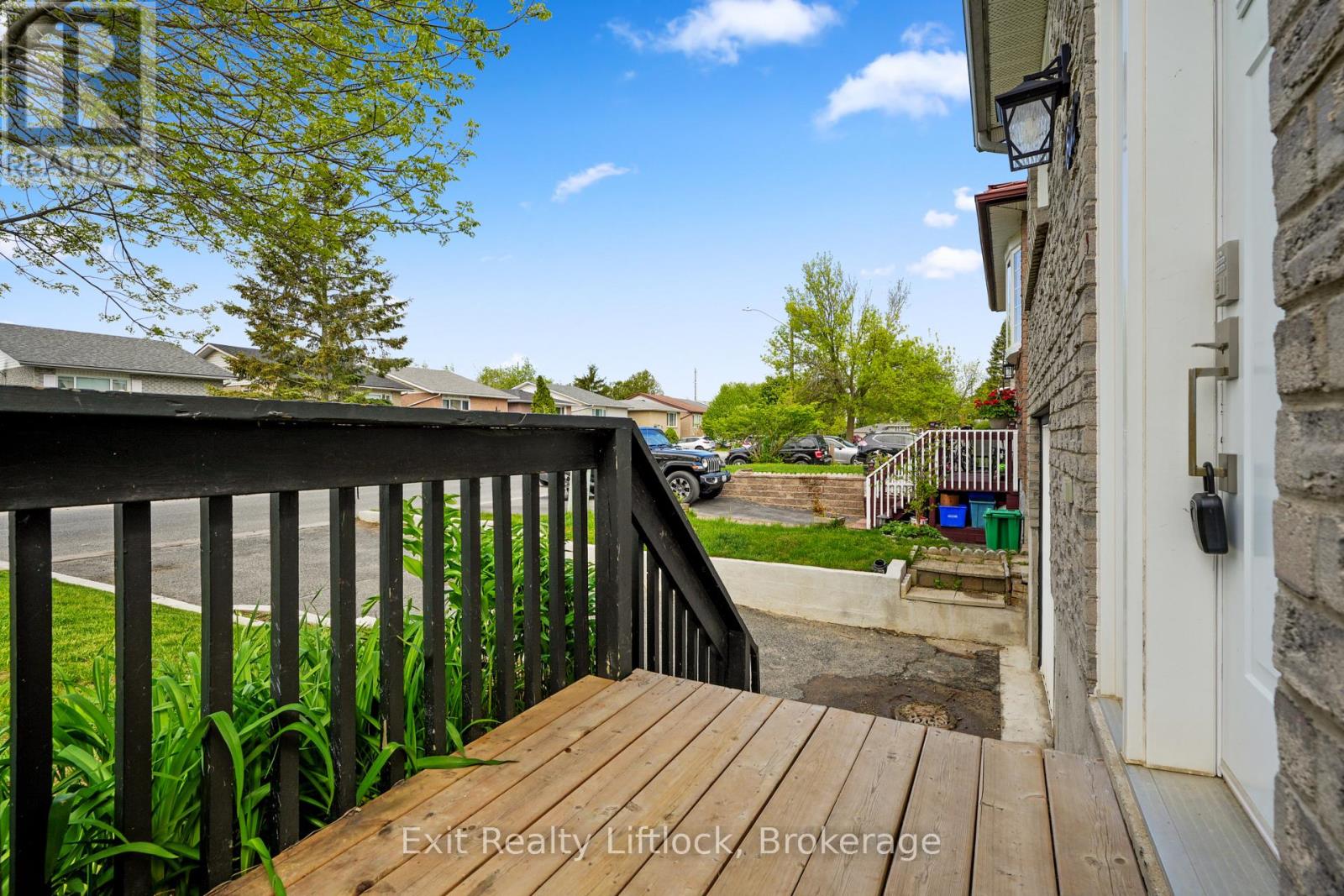 802 Mountain Ash Road, Peterborough (Otonabee Ward 1), Ontario  K9J 8K2 - Photo 3 - X13681654