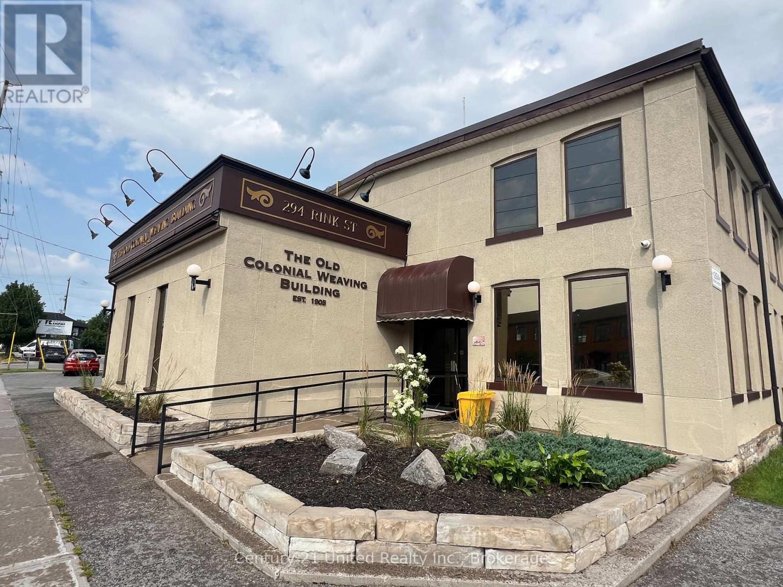 200 - 294 Rink Street, Peterborough (Town Ward 3), Ontario  K9J 2K2 - Photo 3 - X13681708