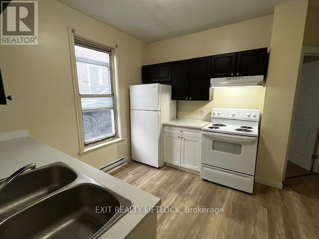 209 Stewart Street, Peterborough (Town Ward 3), Ontario  K9J 3M6 - Photo 9 - X13681718