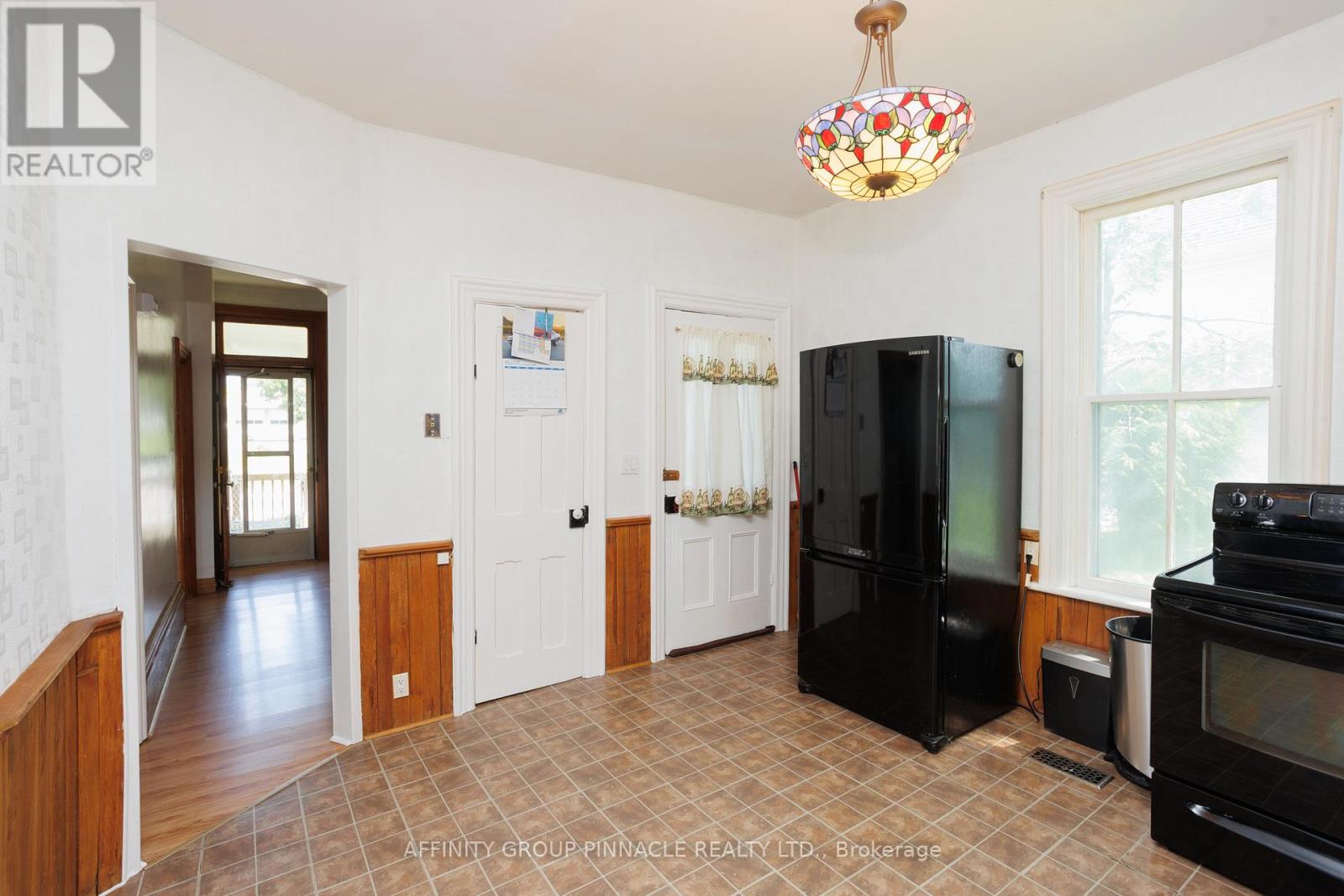 7 Colborne Street E, Kawartha Lakes (Lindsay), Ontario  K9V 1J9 - Photo 13 - X13682272