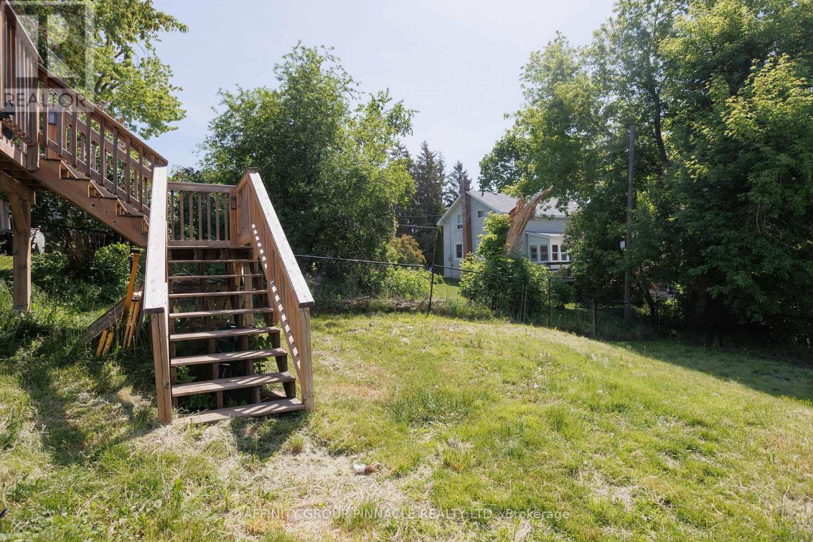 7 Colborne Street E, Kawartha Lakes (Lindsay), Ontario  K9V 1J9 - Photo 38 - X13682272