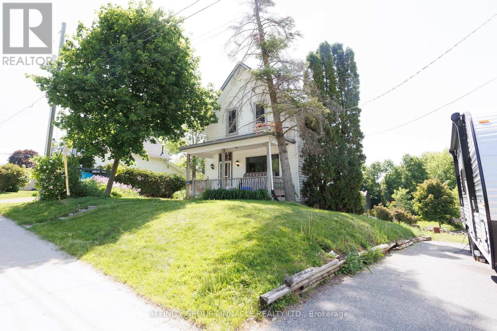 7 Colborne Street E, Kawartha Lakes (Lindsay), Ontario  K9V 1J9 - Photo 4 - X13682272