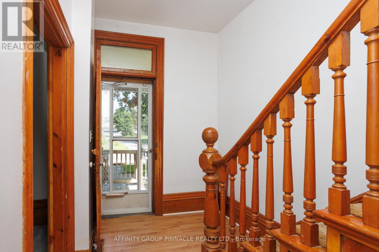 7 Colborne Street E, Kawartha Lakes (Lindsay), Ontario  K9V 1J9 - Photo 8 - X13682272