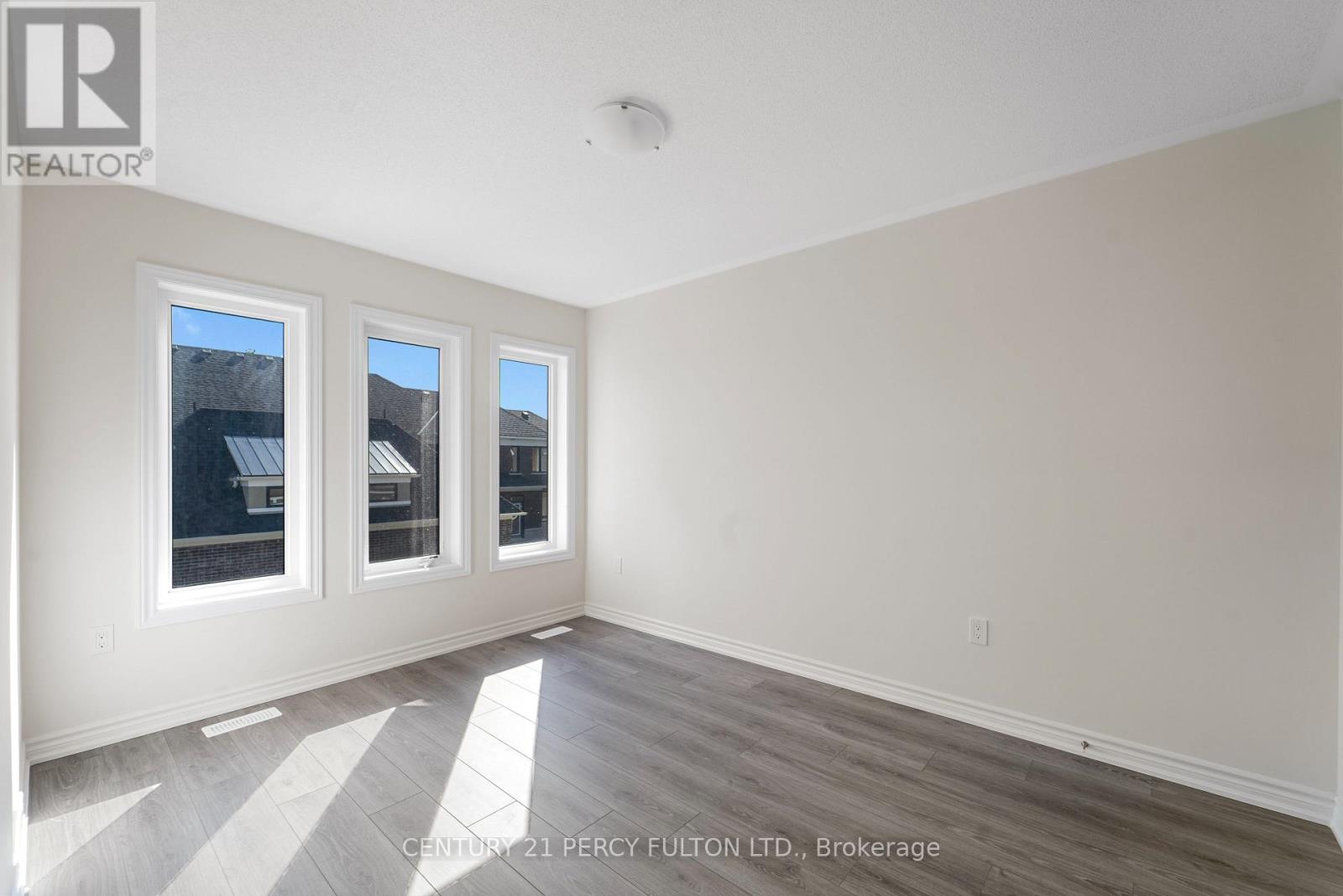 47 Watts Mews, Kawartha Lakes (Lindsay), Ontario  K9V 0T6 - Photo 14 - X13682624
