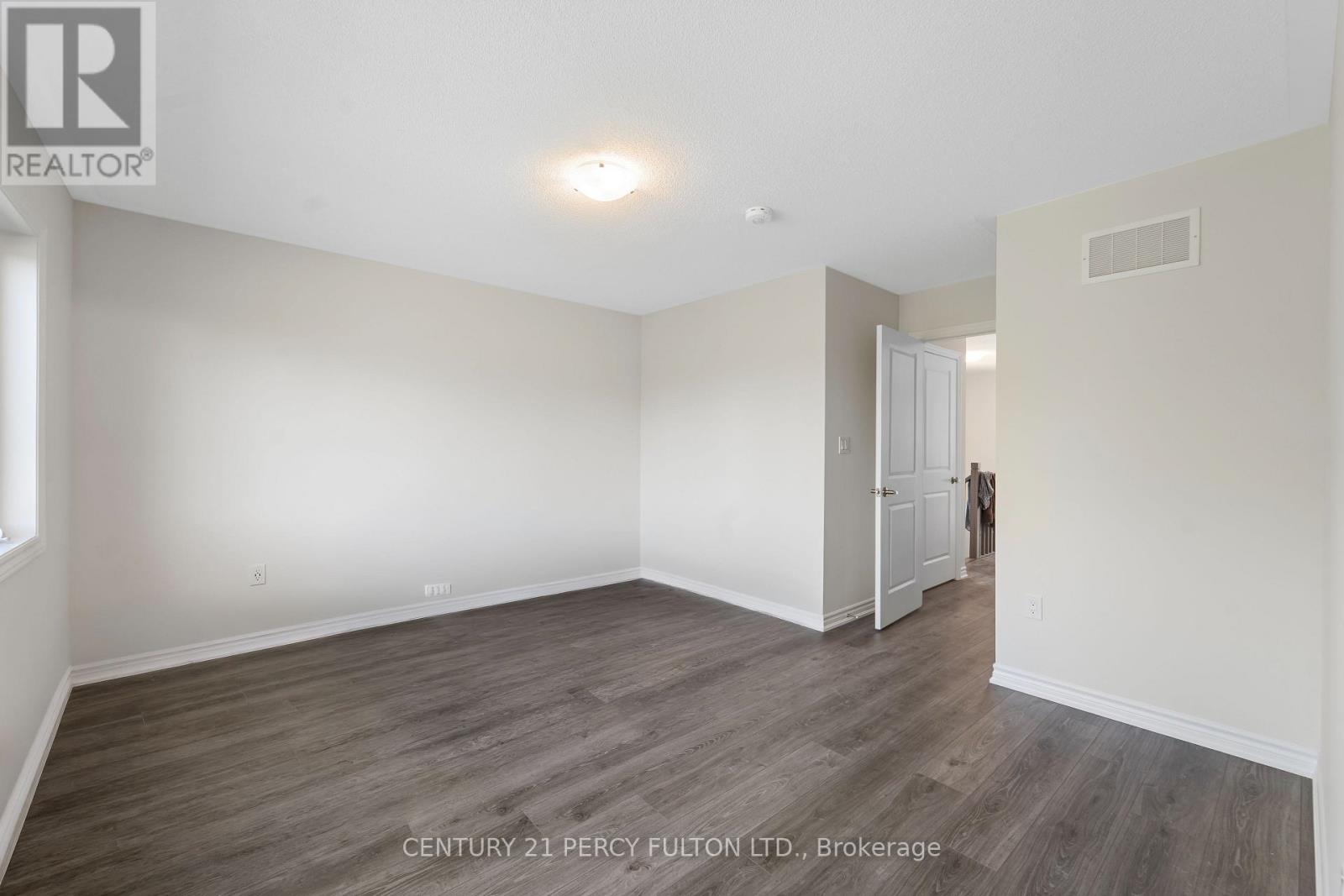 47 Watts Mews, Kawartha Lakes (Lindsay), Ontario  K9V 0T6 - Photo 18 - X13682624