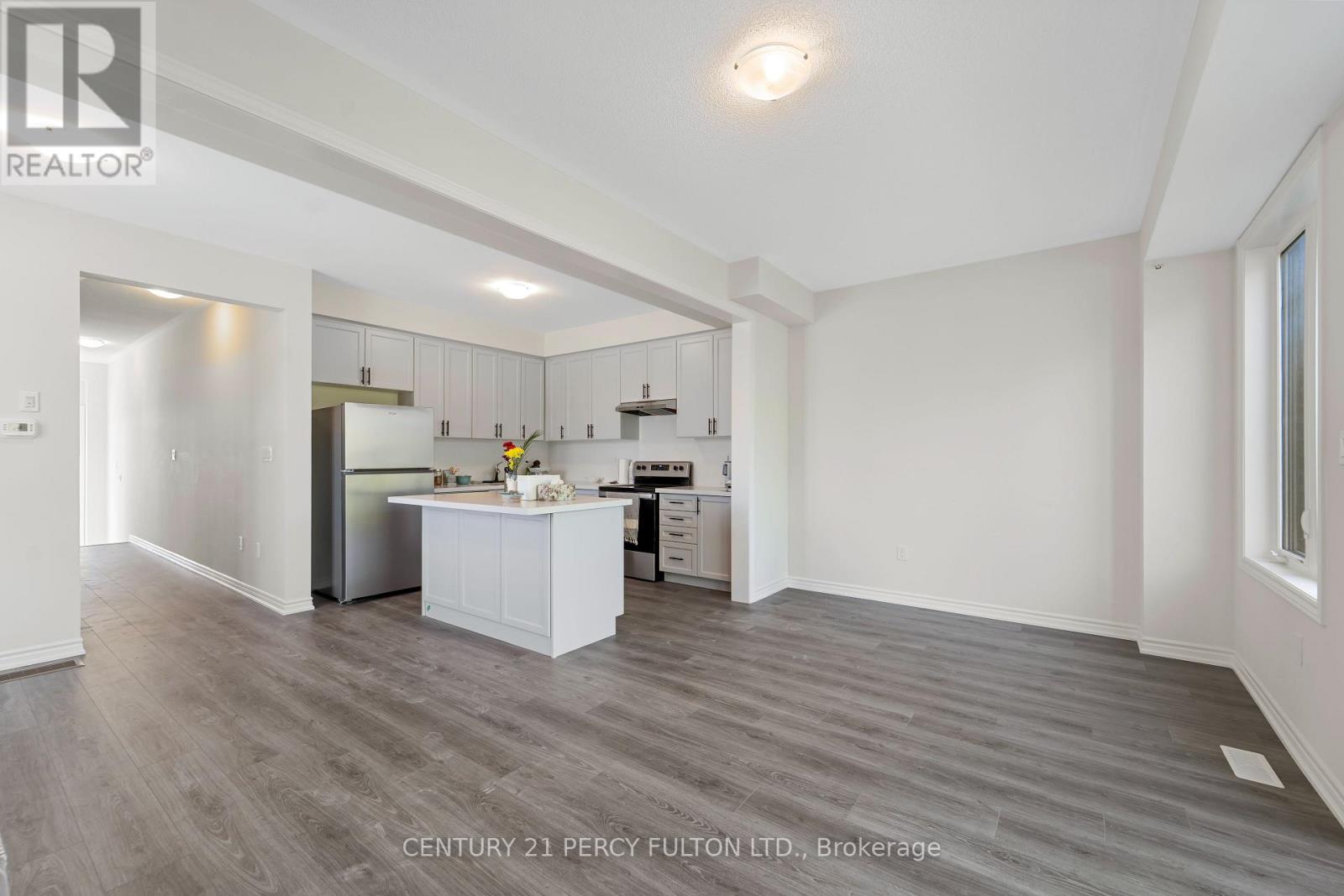 47 Watts Mews, Kawartha Lakes (Lindsay), Ontario  K9V 0T6 - Photo 5 - X13682624