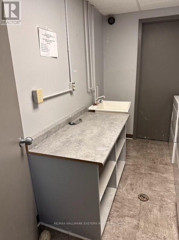 103 - 106 Lansdowne Street, Peterborough (Town Ward 3), Ontario  K9J 1Y1 - Photo 15 - X13683056