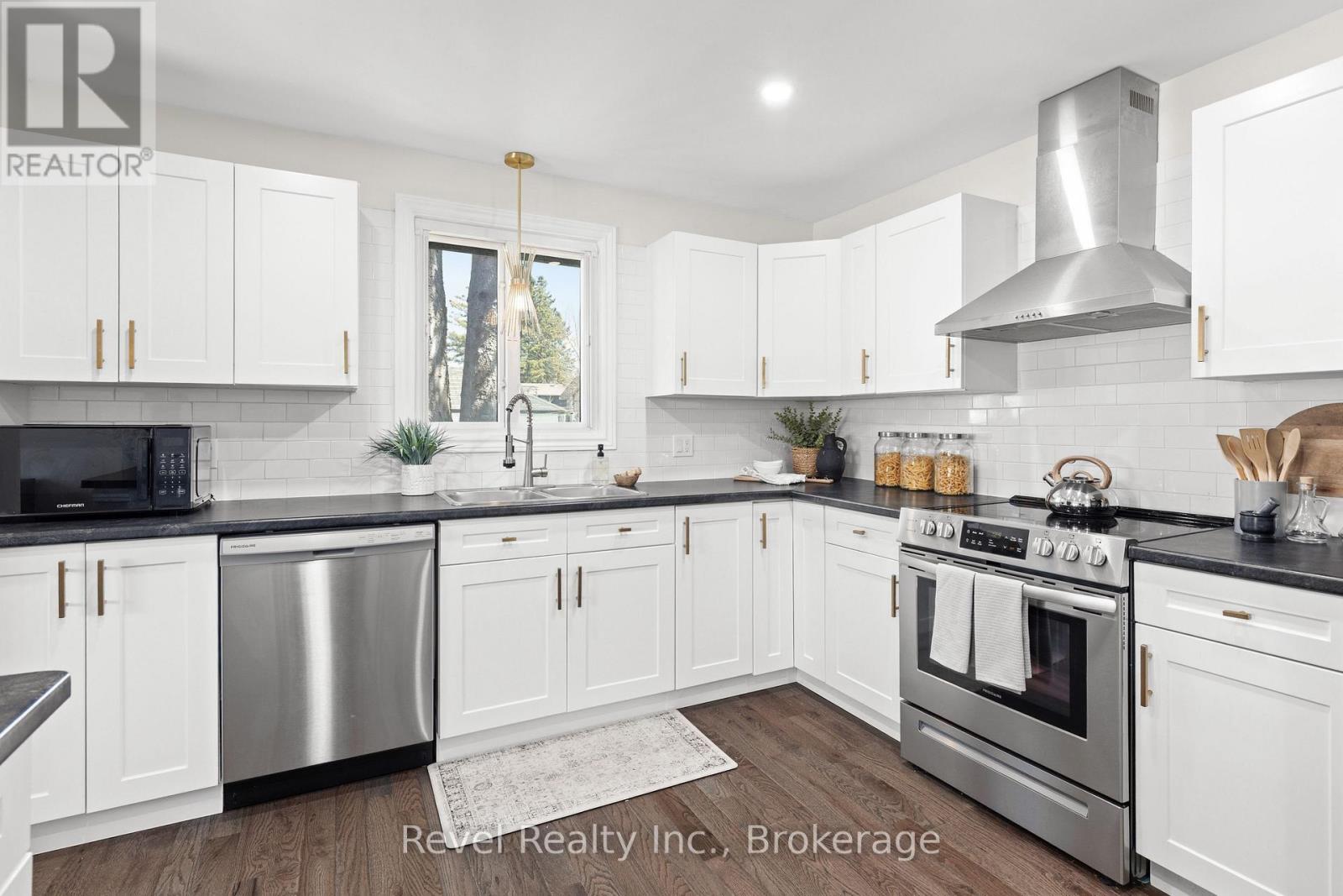 25 Riverview Road, Kawartha Lakes (Lindsay), Ontario  K9V 1B2 - Photo 5 - X13683346