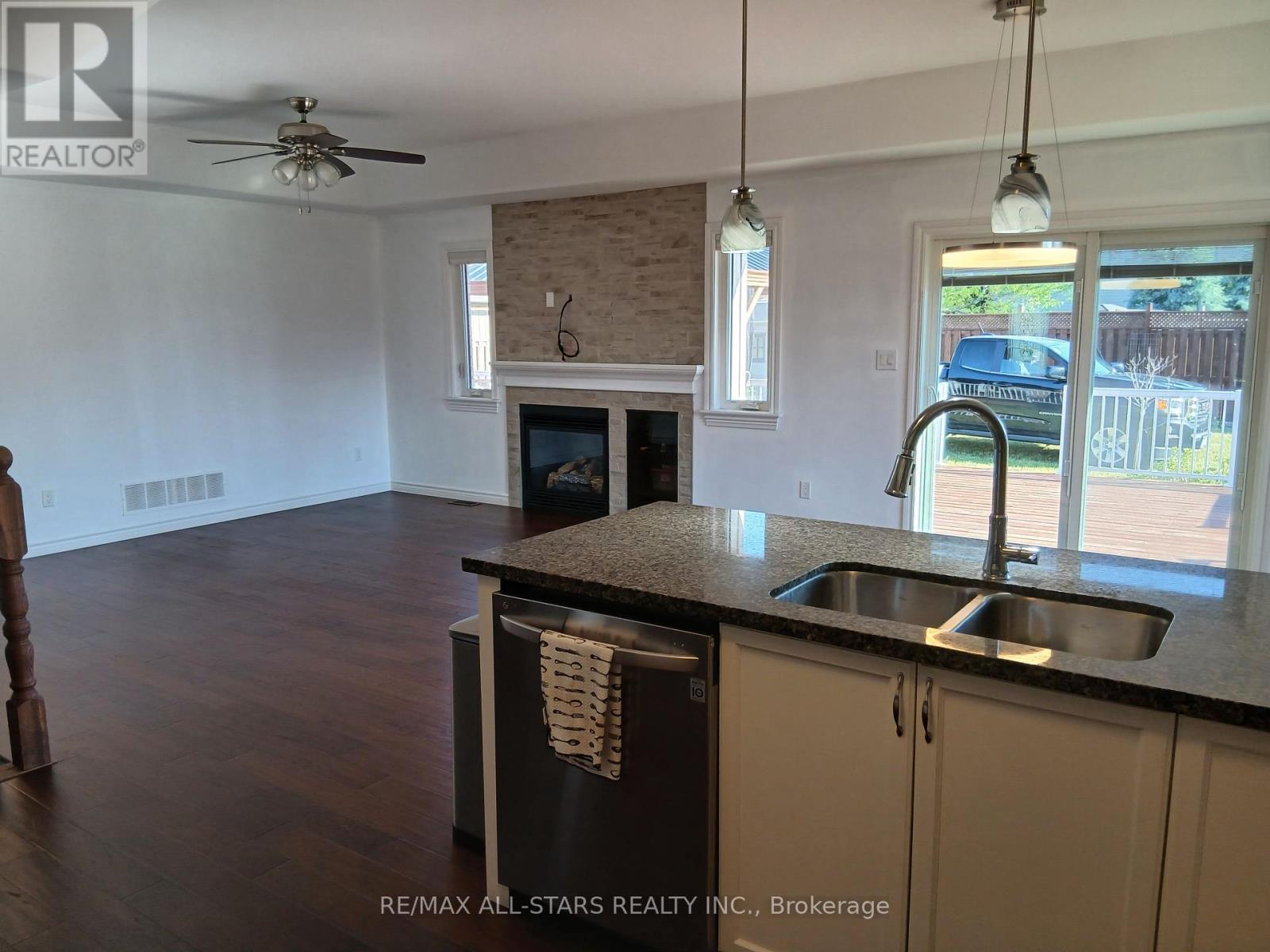65 Liam Street, Kawartha Lakes (Lindsay), Ontario  K9V 0J4 - Photo 11 - X13683358