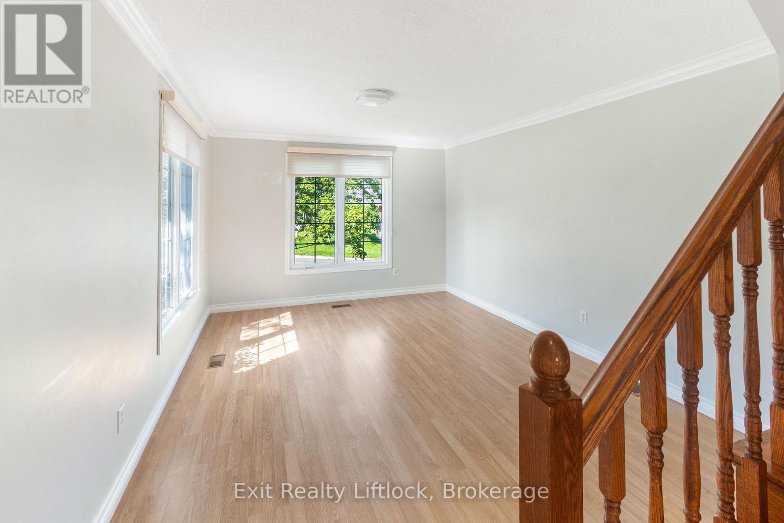 958 Smithside Court, Peterborough (Monaghan Ward 2), Ontario  K9J 8E2 - Photo 16 - X13683686