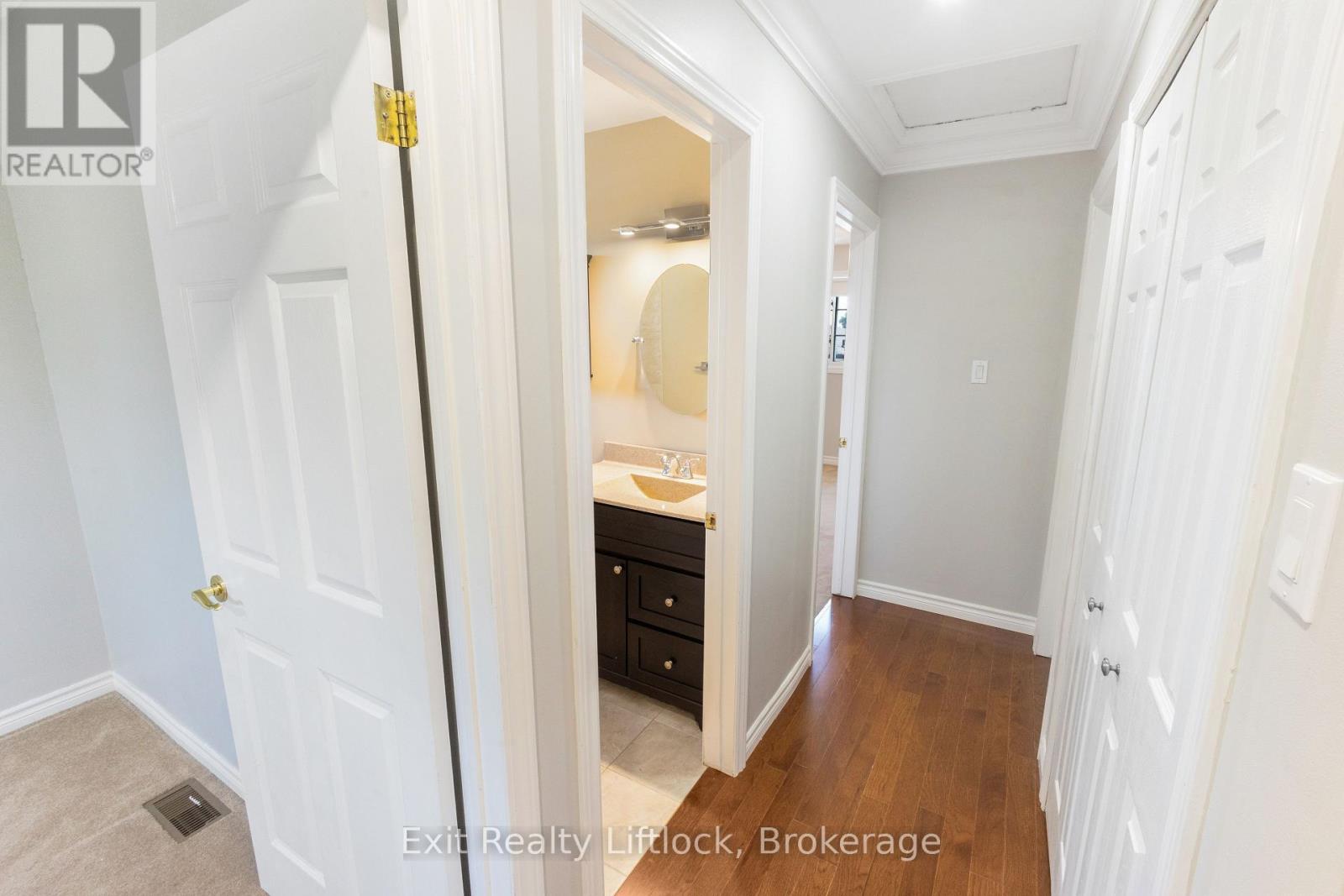 958 Smithside Court, Peterborough (Monaghan Ward 2), Ontario  K9J 8E2 - Photo 23 - X13683686