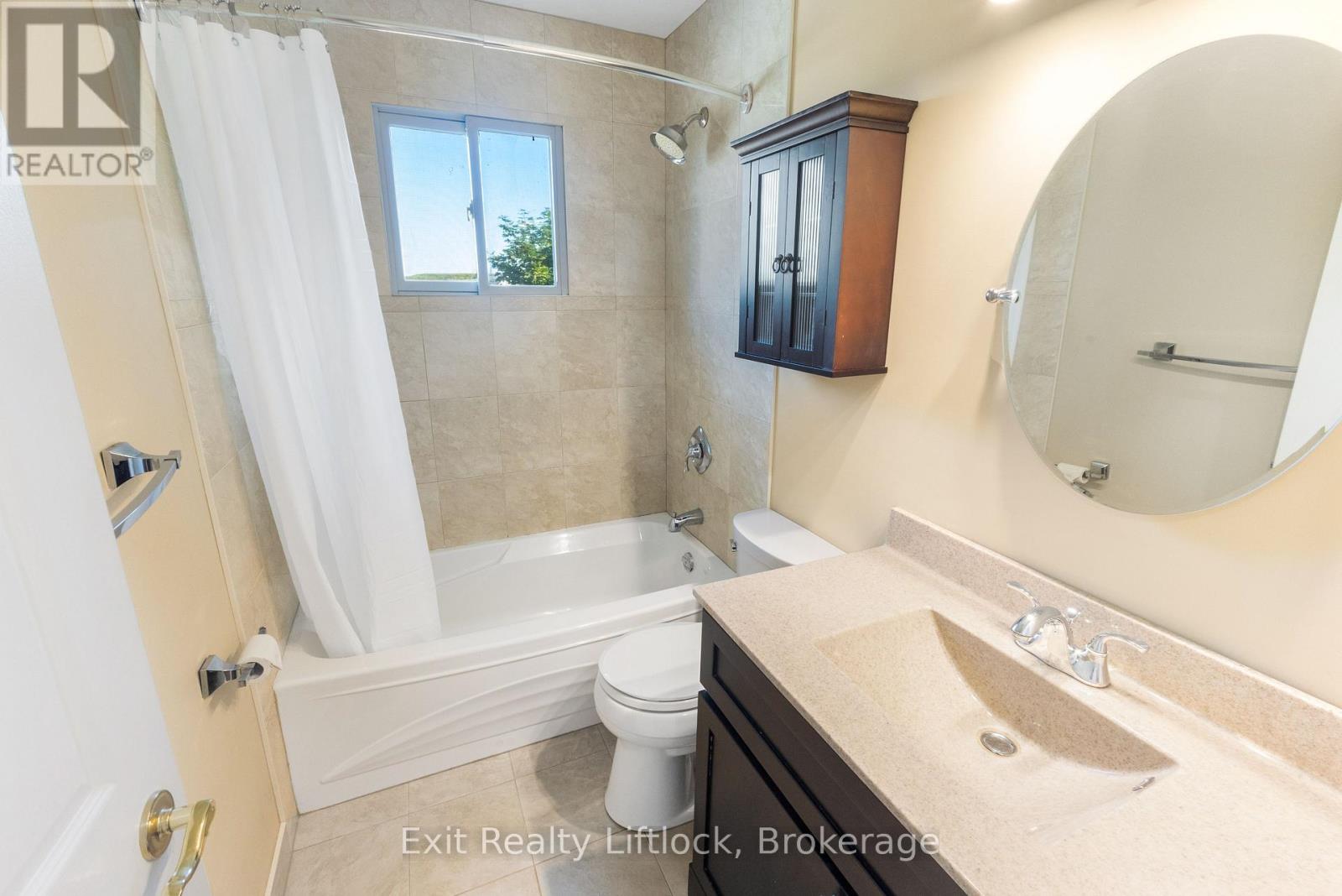 958 Smithside Court, Peterborough (Monaghan Ward 2), Ontario  K9J 8E2 - Photo 25 - X13683686