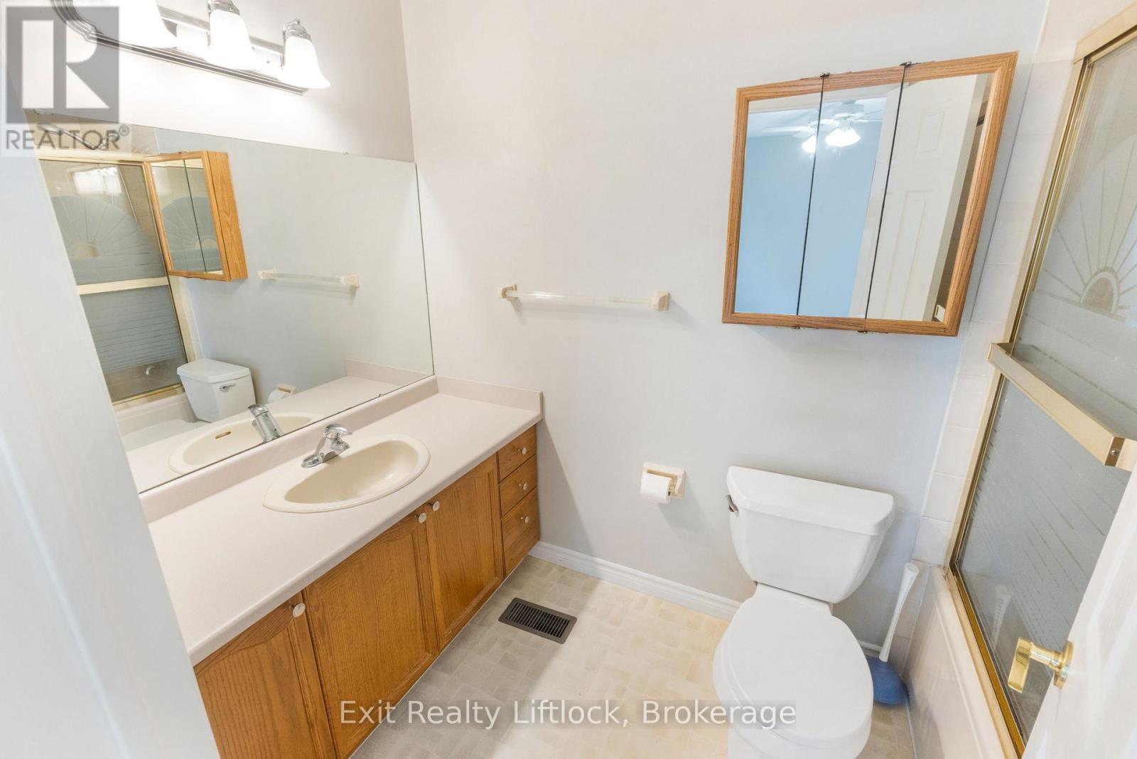 958 Smithside Court, Peterborough (Monaghan Ward 2), Ontario  K9J 8E2 - Photo 30 - X13683686