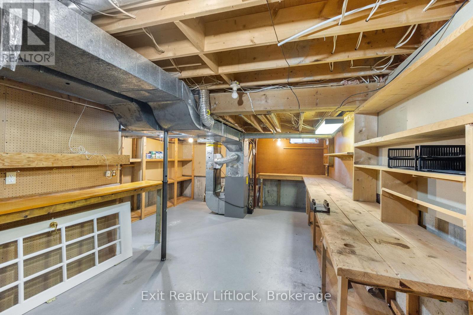 958 Smithside Court, Peterborough (Monaghan Ward 2), Ontario  K9J 8E2 - Photo 35 - X13683686