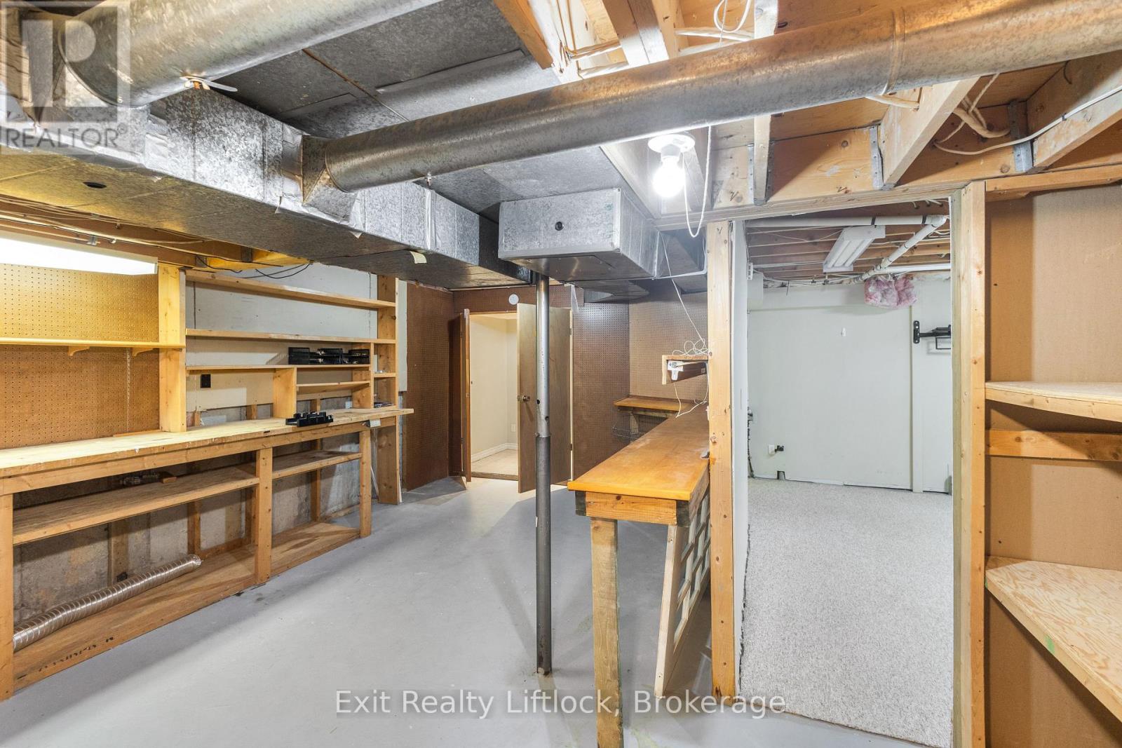 958 Smithside Court, Peterborough (Monaghan Ward 2), Ontario  K9J 8E2 - Photo 36 - X13683686