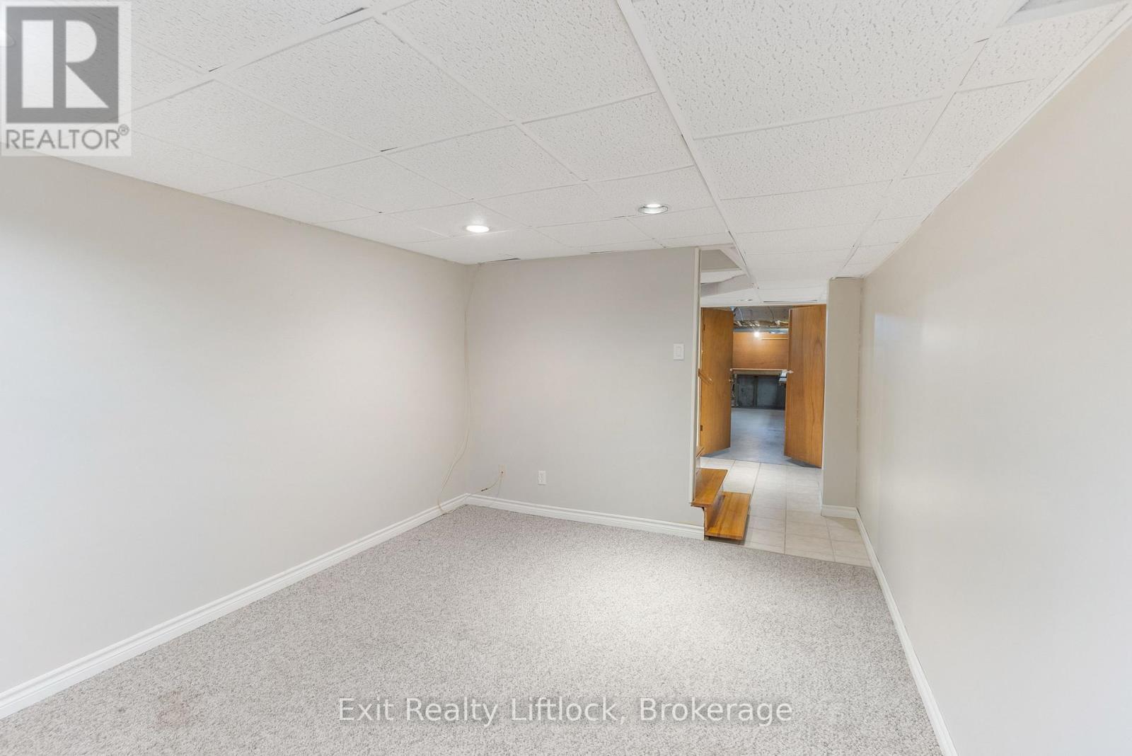 958 Smithside Court, Peterborough (Monaghan Ward 2), Ontario  K9J 8E2 - Photo 42 - X13683686