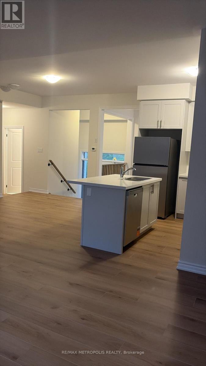 237 Lindsay Street N, Kawartha Lakes (Lindsay), Ontario  K9V 0T5 - Photo 6 - X13683592