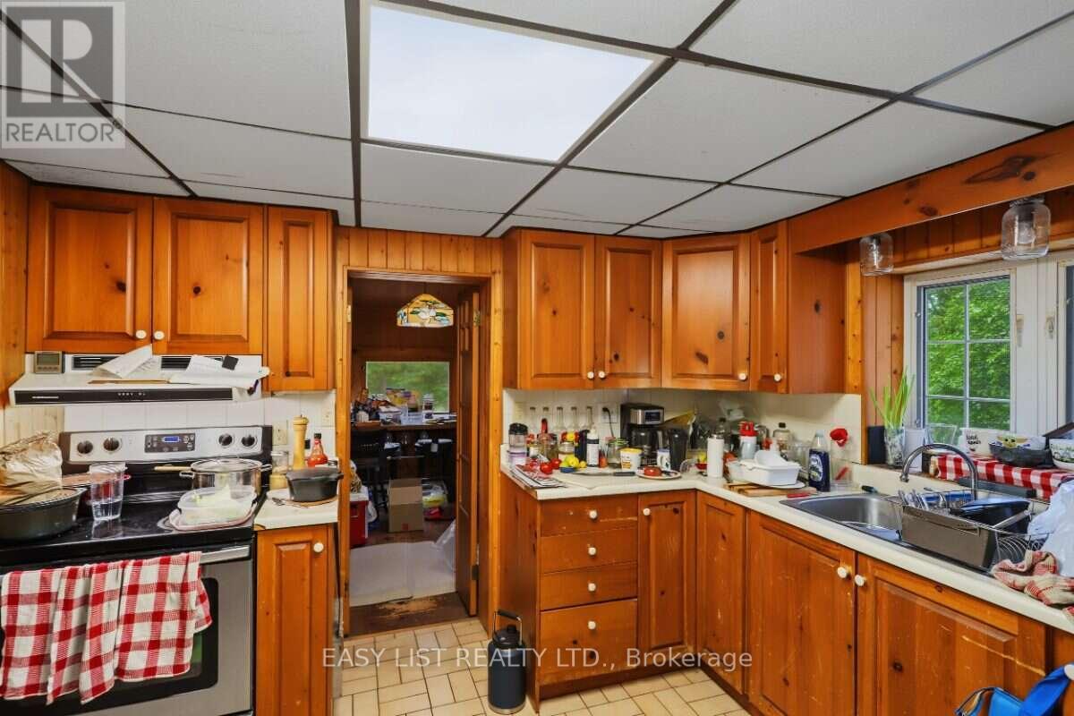 51 Leslie Frost Lane, Kawartha Lakes (Fenelon), Ontario  K9V 4R6 - Photo 4 - X13685026