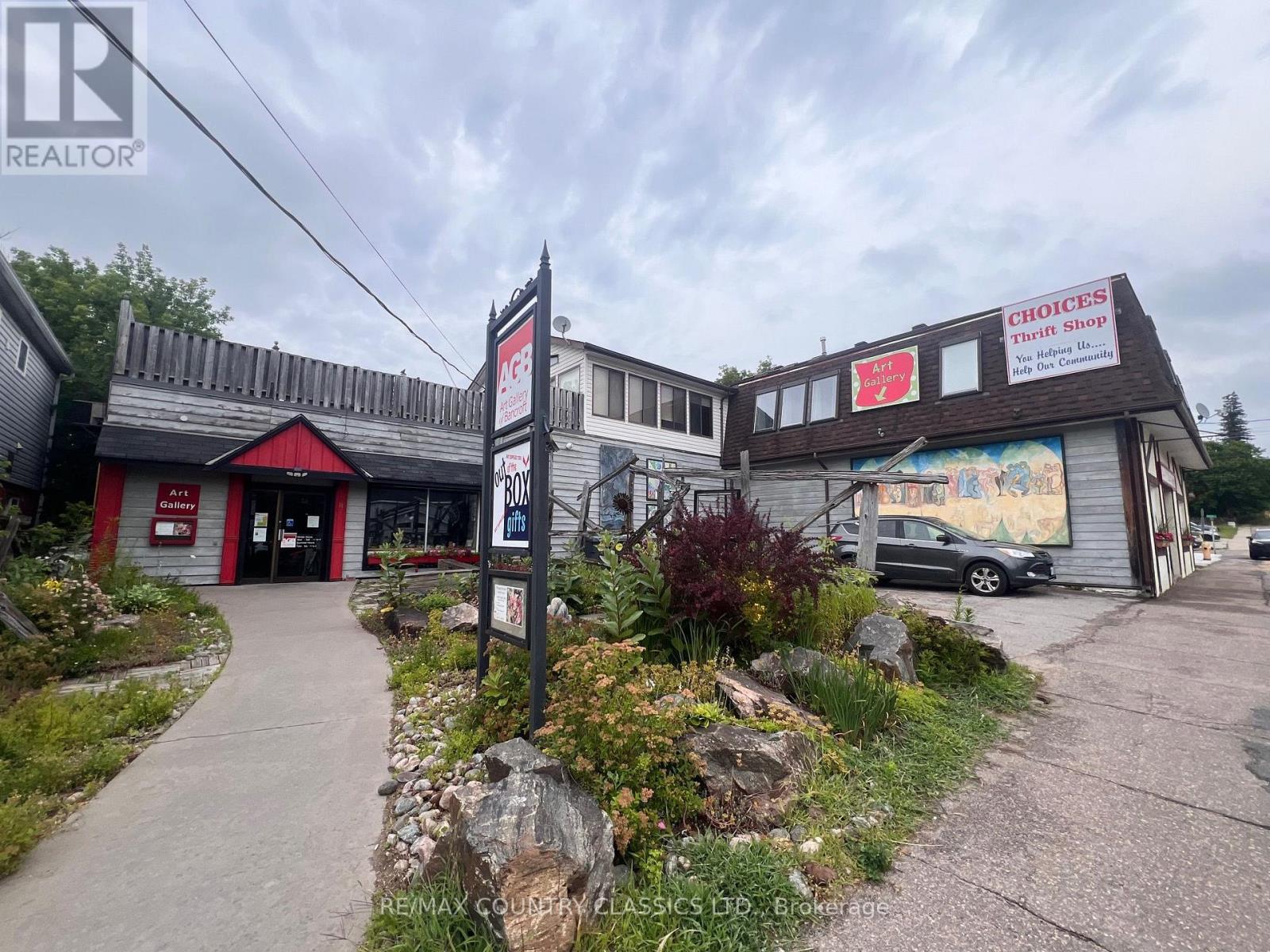 10 - 12 Flint Avenue, Bancroft (Bancroft Ward), Ontario  K0L 1C0 - Photo 2 - X13686098